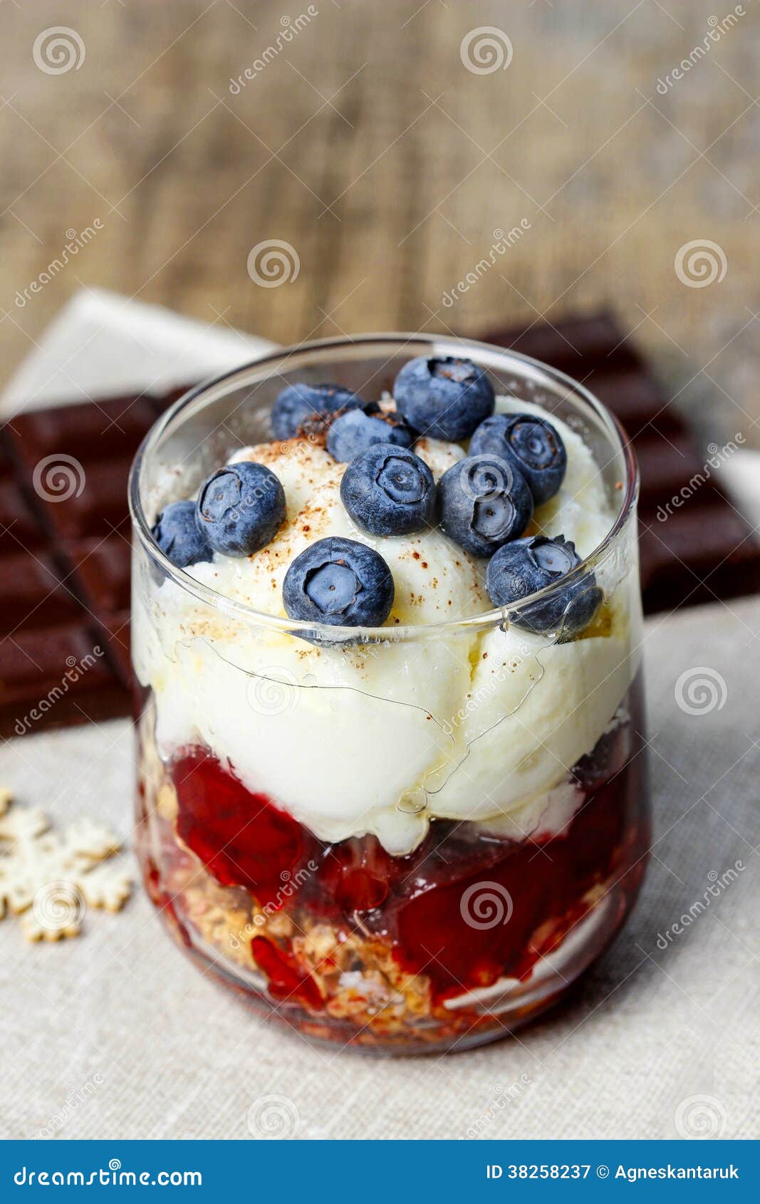 Layer Strawberry, Blueberry and Muesli Dessert Stock Image Image of