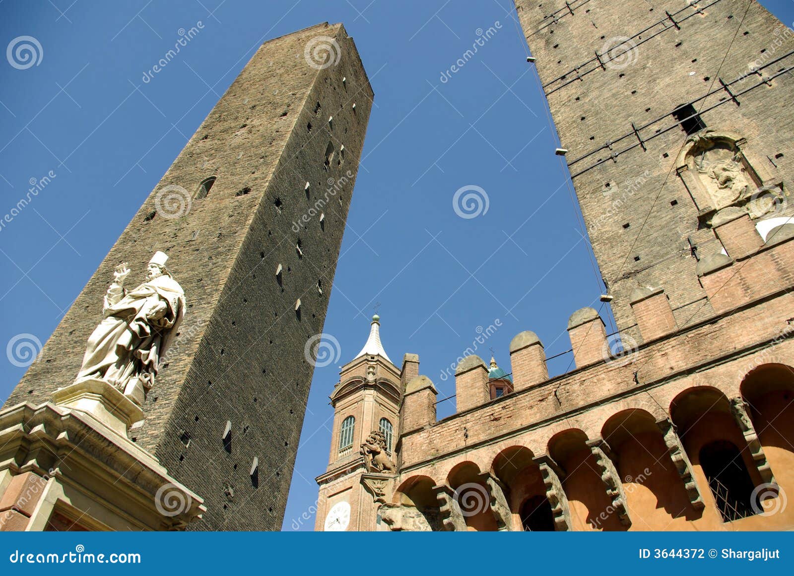 le due torri, bologna, italy.