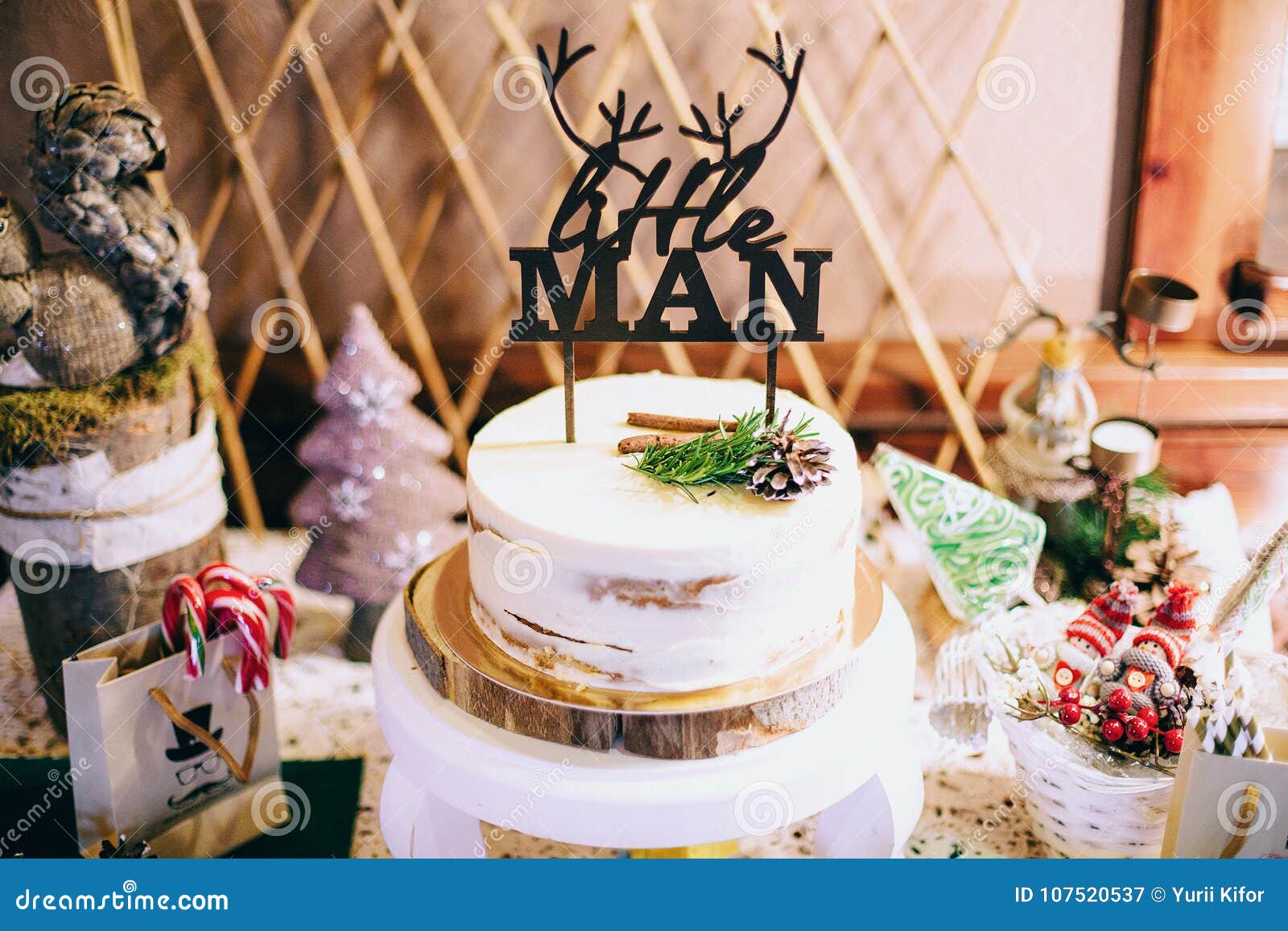 Le Gateau Le Plus Beau Et Le Plus Delicieux Mariage Anniversaire Poule Partie Image Stock Image Du Plus Mariage Le Gateau Le Plus Beau Et Le Plus Delicieux Mariage Anniversaire Poule Partie Image Stock Image Du Plus Mariage