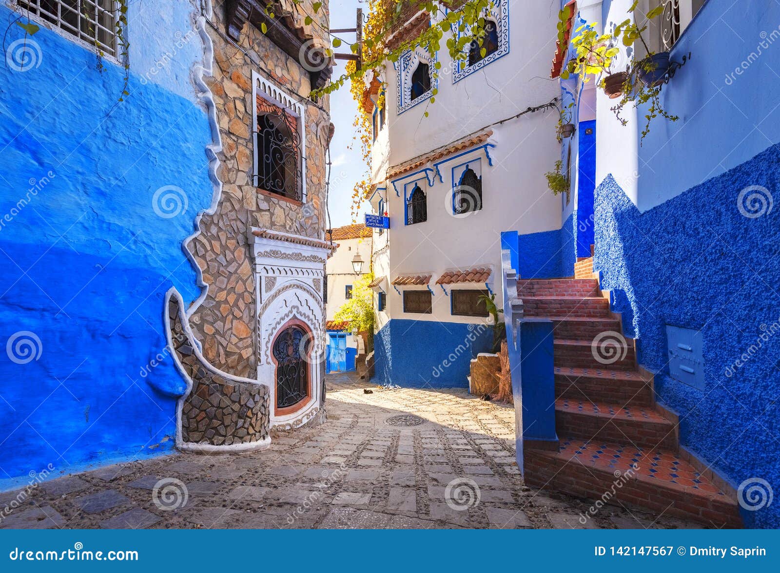 Le Maroc Est La Ville Bleue De Chefchaouen, Rues Sans Fin Peintes