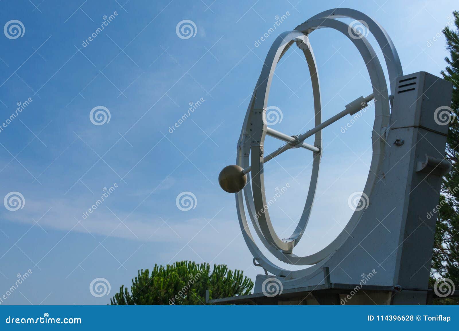 Le Pendule Chaotique, Une Expérience Physique Statue à Barcelone Photo  stock éditorial - Image du caractéristiques, europe: 114396628