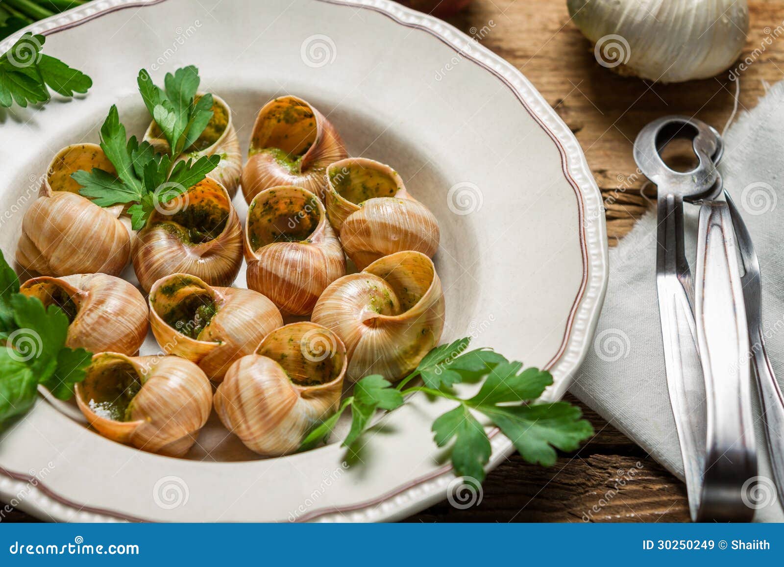 Plan Rapproché Des Escargots Cuits Au Four En Beurre D