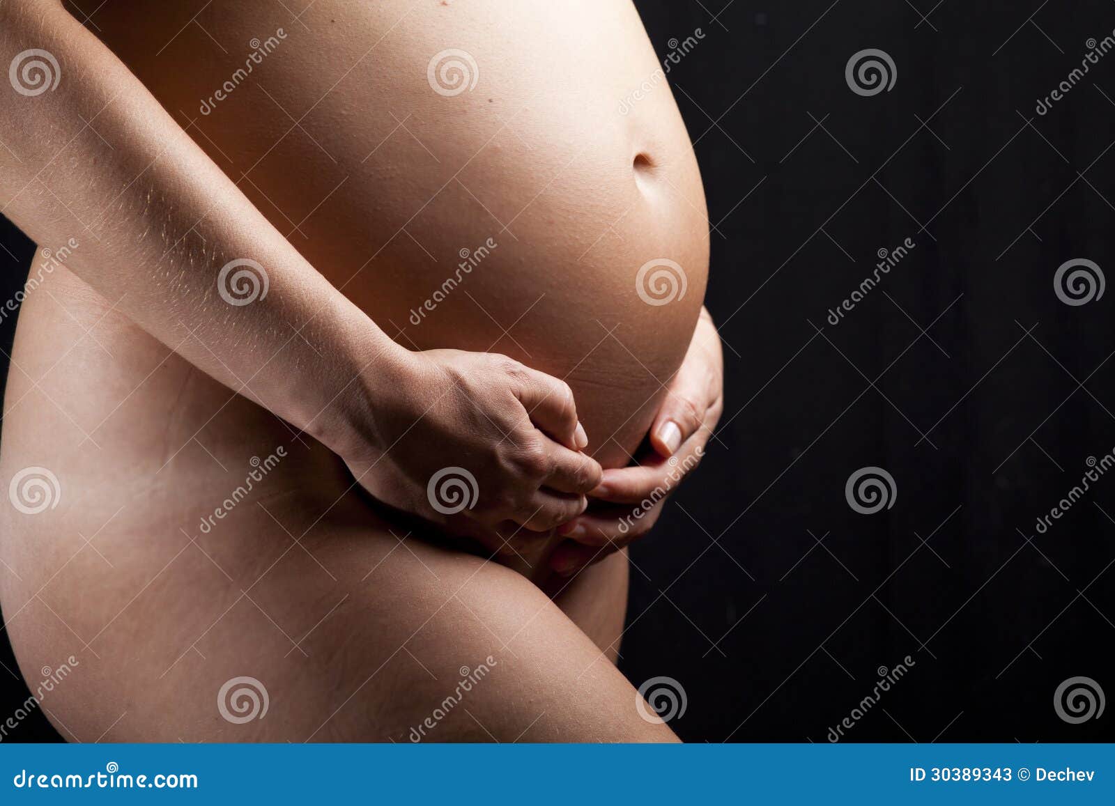 голые животики беременных фото 94