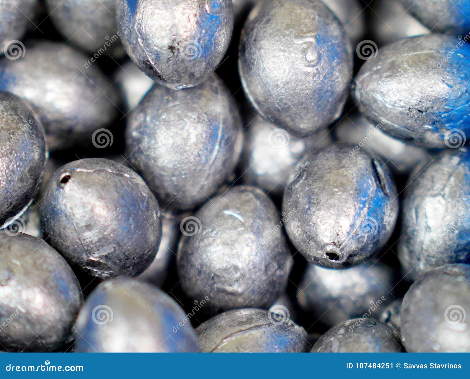 Lead Sinkers for Fishing Rig on the Fishing Line Stock Image - Image of  horizon, builder: 107484251