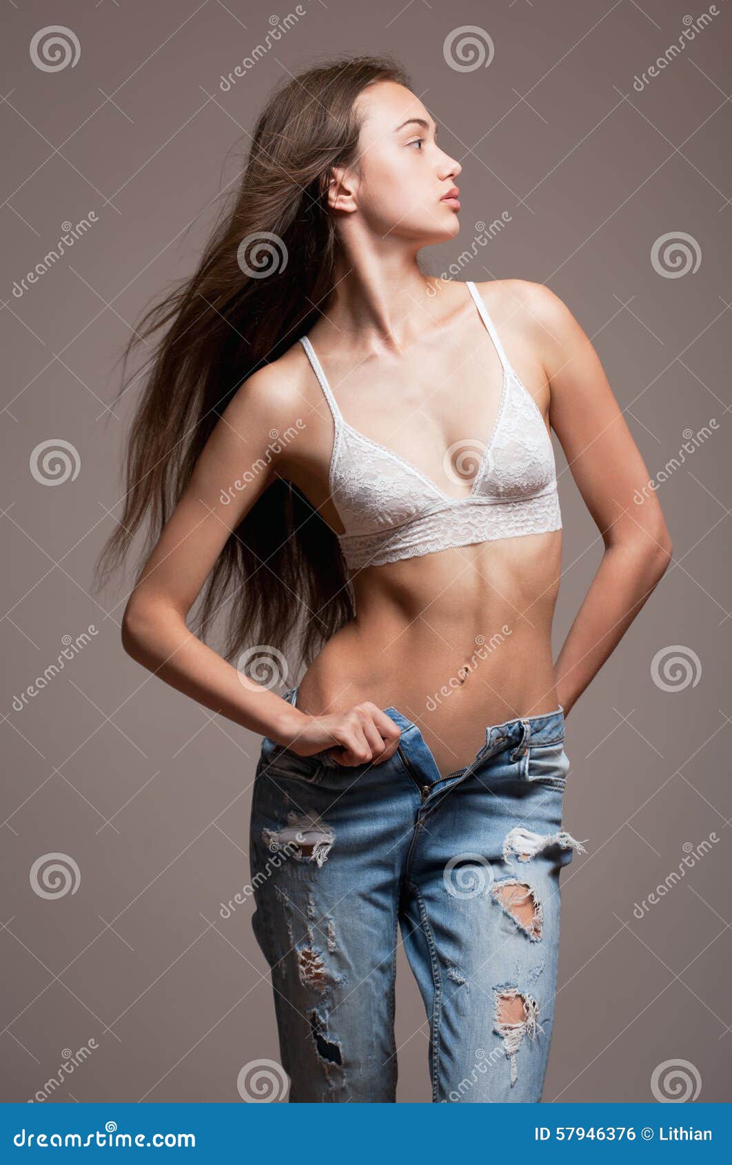 3,269 Woman Bra Back Stock Photos - Free & Royalty-Free Stock Photos from  Dreamstime