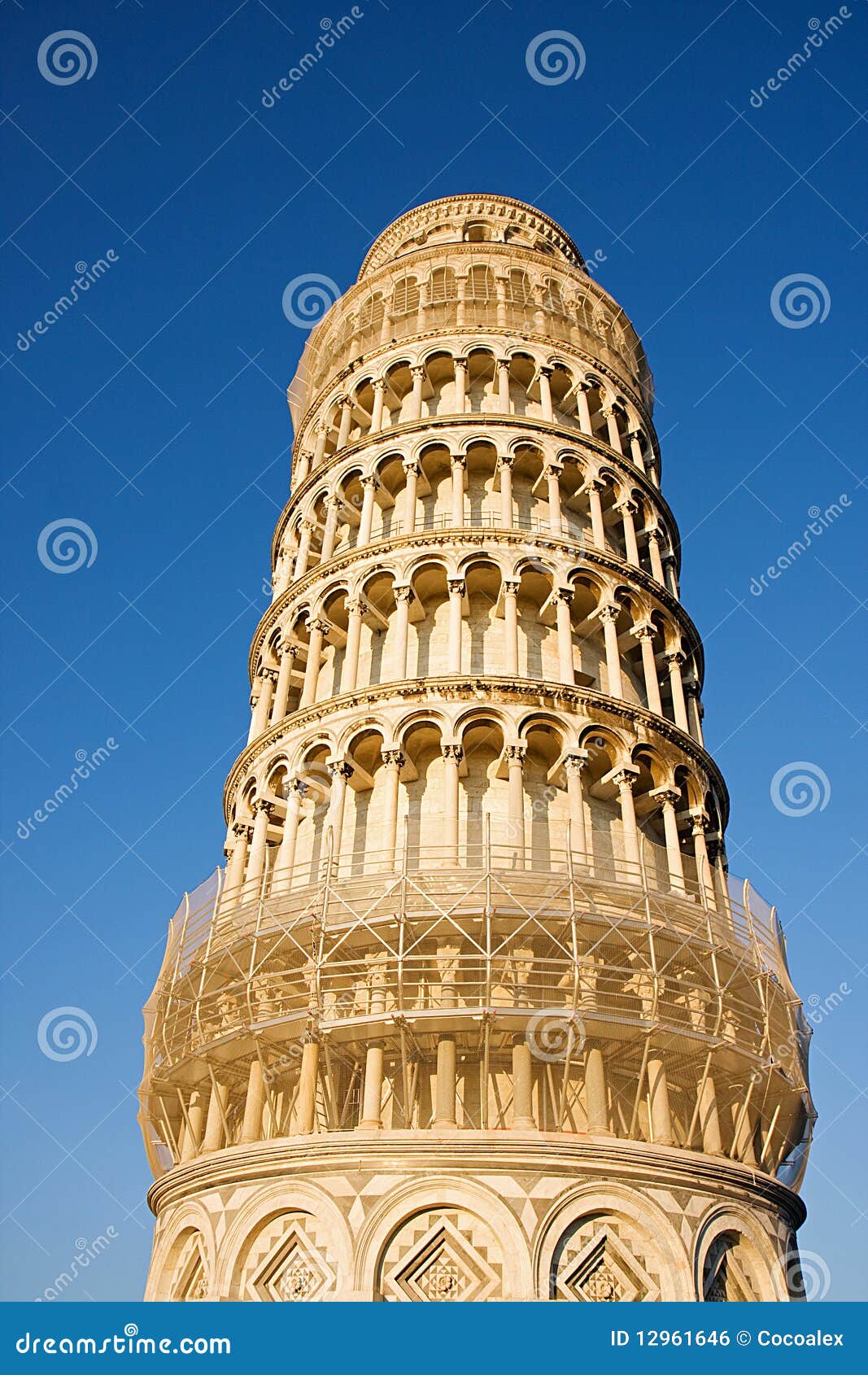 the leaning tower of pisa, italy