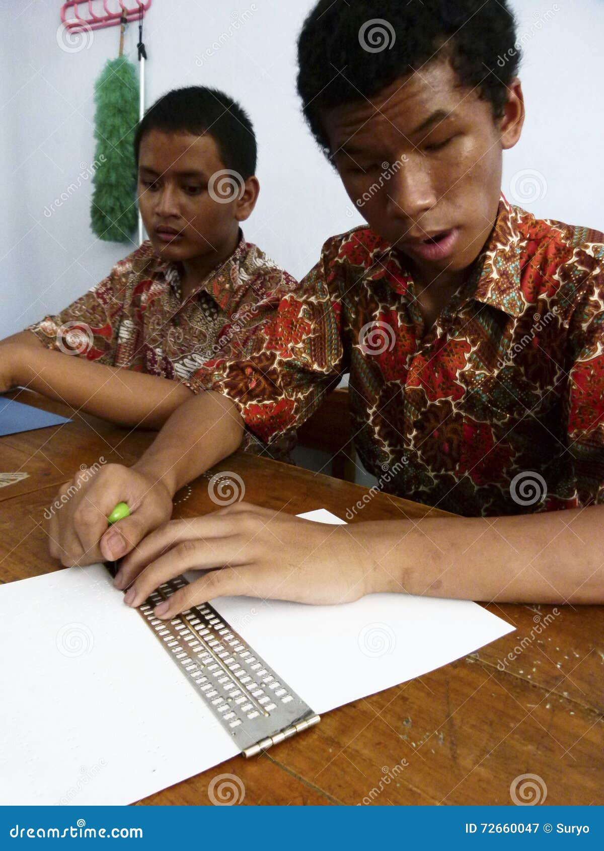 Learn braille editorial photography. Image of learn, solo 72660047