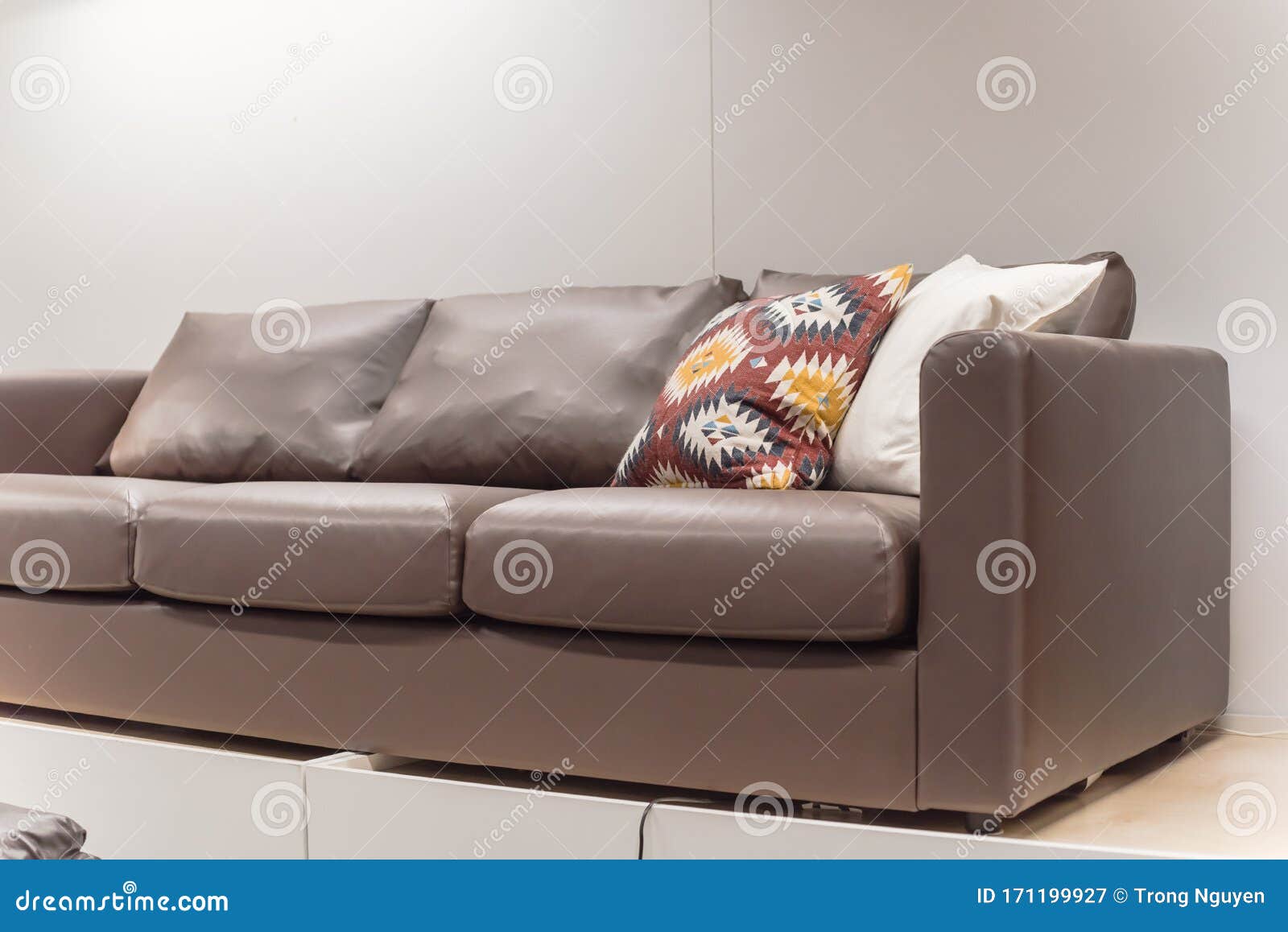Leather Sofas And Couches At Furniture And Home Furnishing Store
