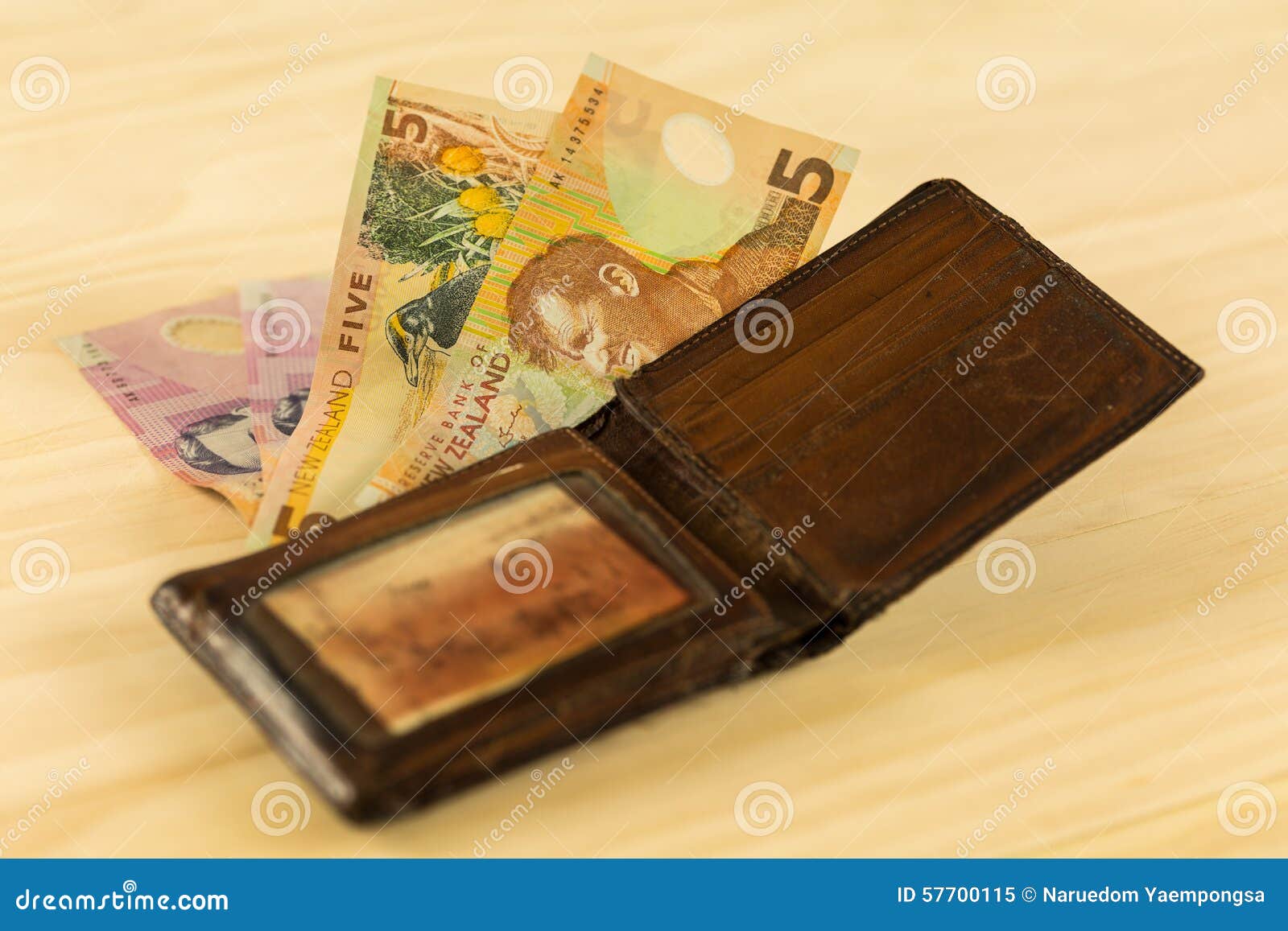 Leather Wallet With New Zealand Bills Stock Image - Image of spend, dollar: 57700115