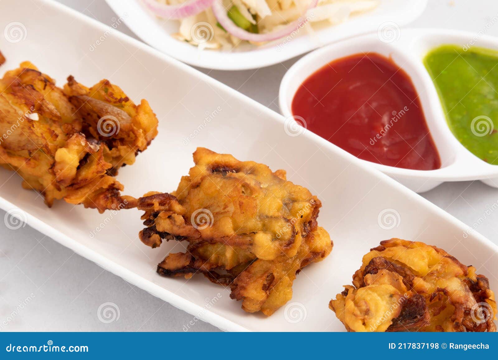 Leckere Indische Street Food Mit Verschiedenen Namen Wie Zwiebel Bhajji ...