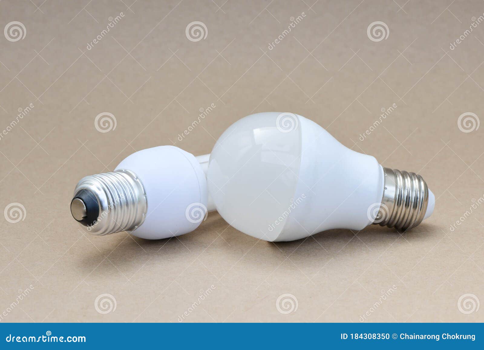 LED Bulb and Fluorescent Bulb for Alternative of Lighting Technology
