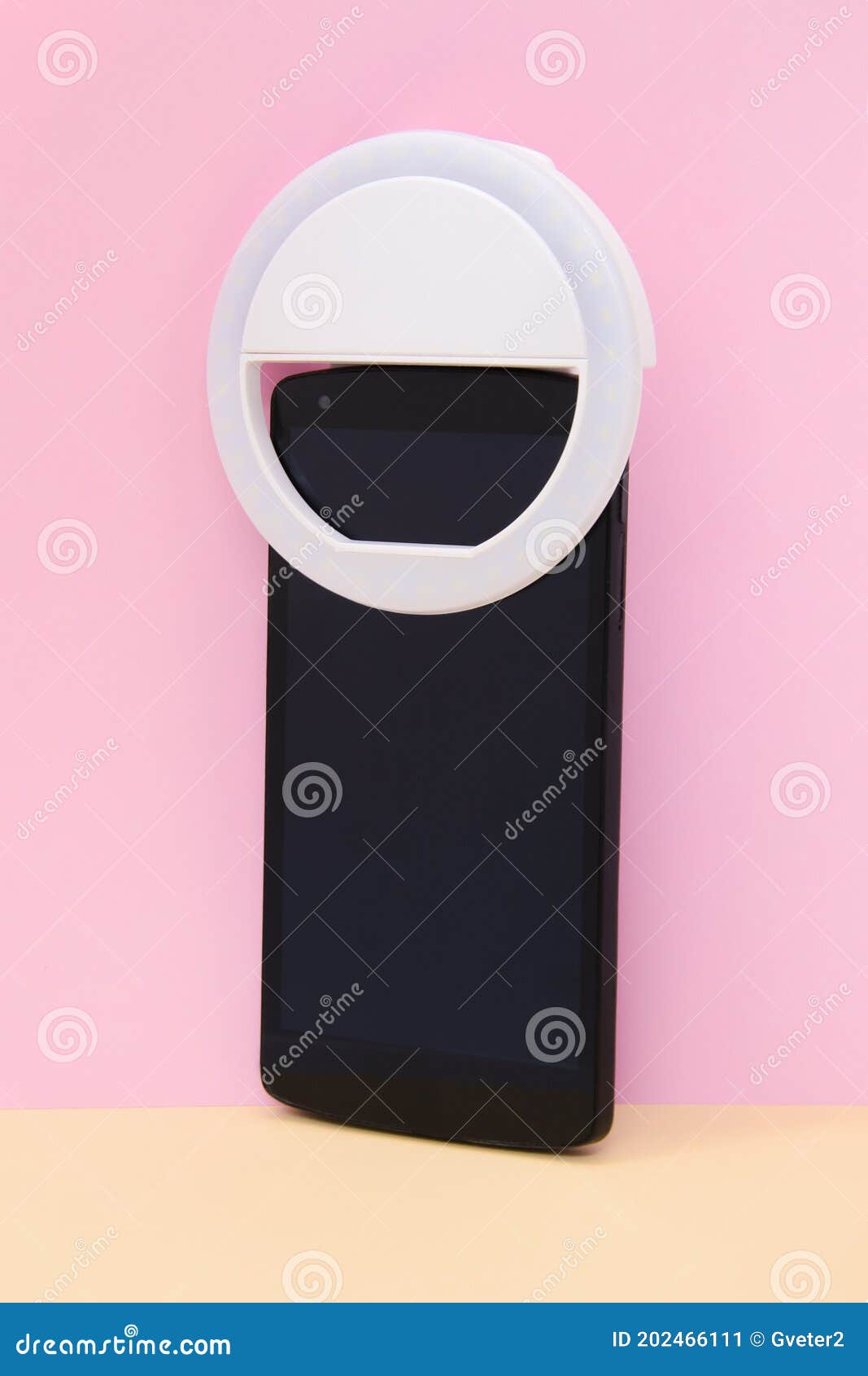 Selfie Led Ring Light Stock Illustration - Download Image Now - Ring Light,  Selfie, Telephone - iStock, ringlight 