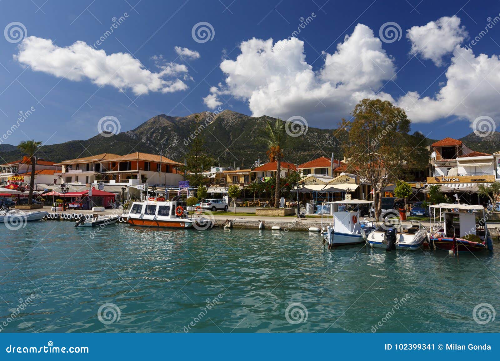 Lefkada foto editorial. Imagen de acceso, aldea, pesca - 102399341