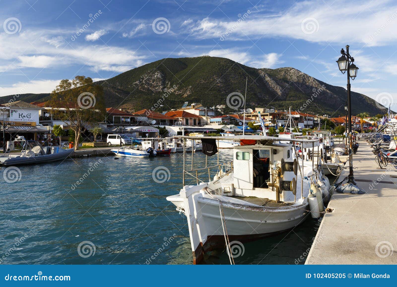 Lefkada imagen editorial. Imagen de acceso, grecia, puerto - 102405205