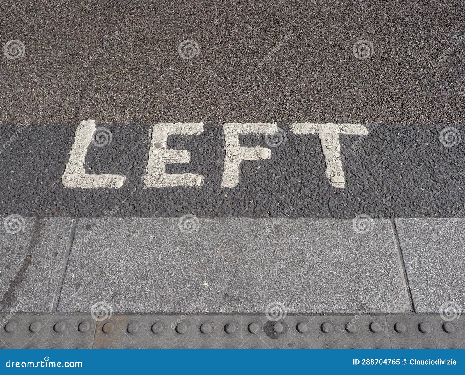 Silence at the Tarmac: What Left Passengers Are Scrolling About Now