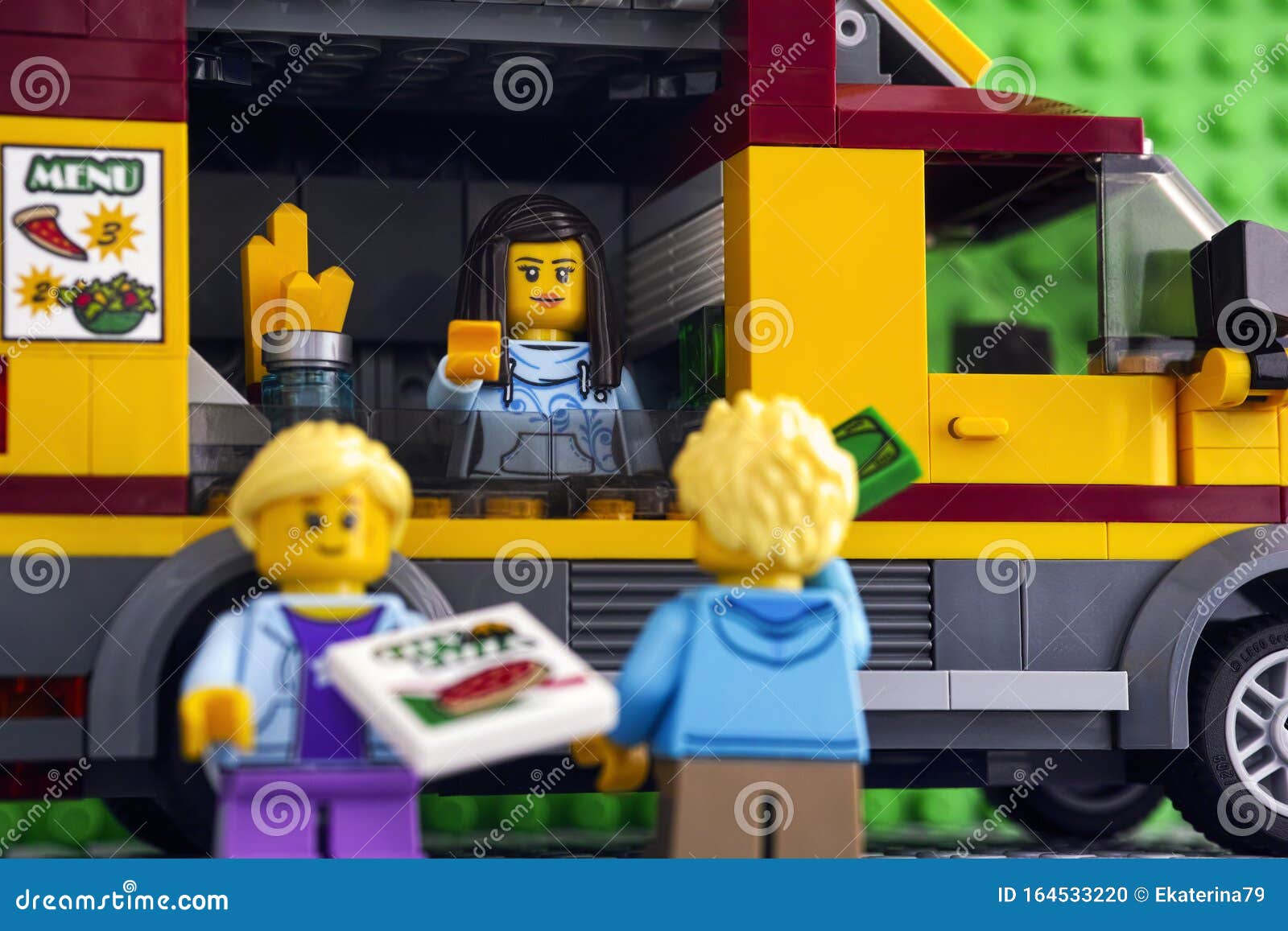 lego pizza van