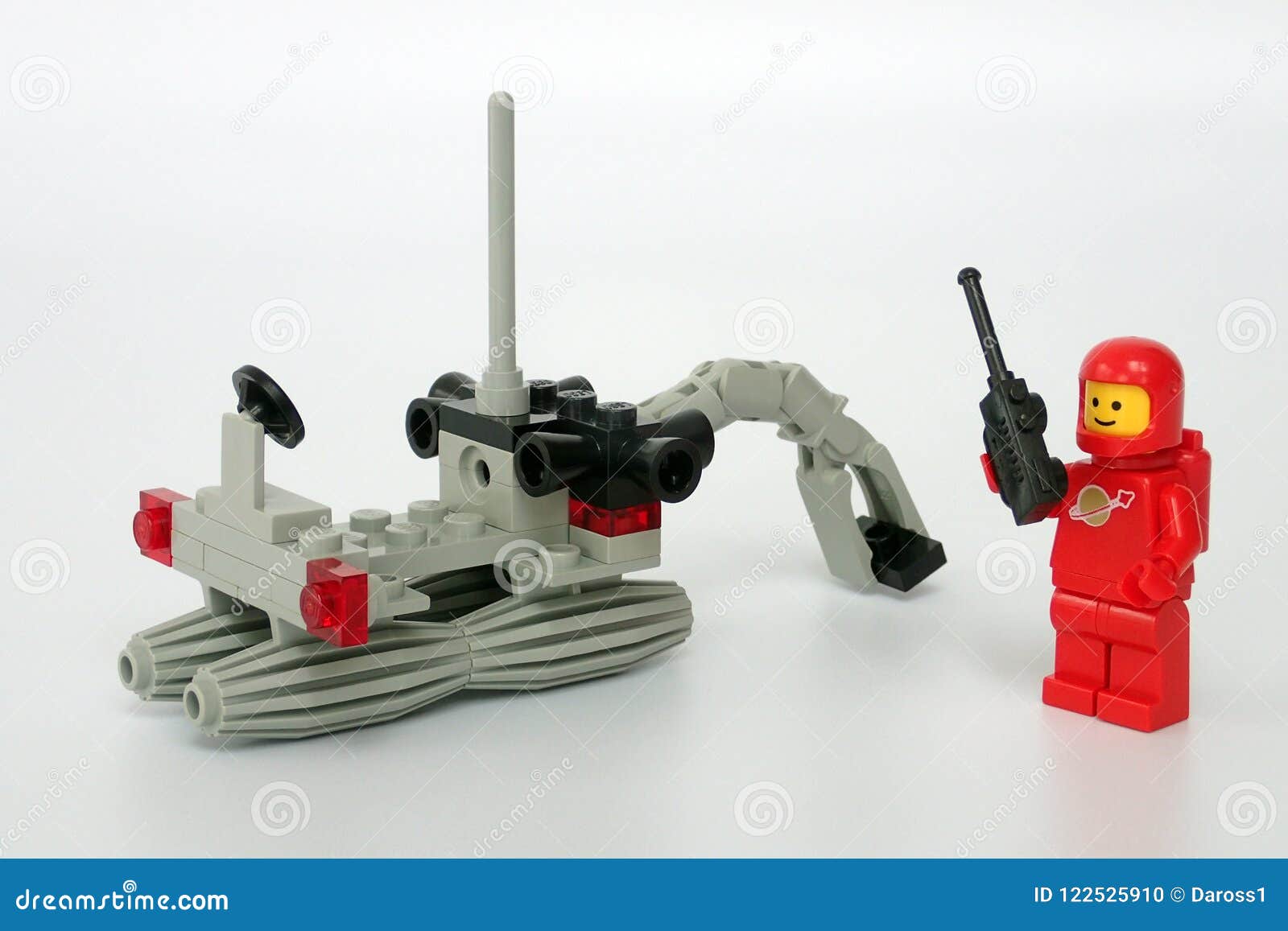 lego red classic spaceman