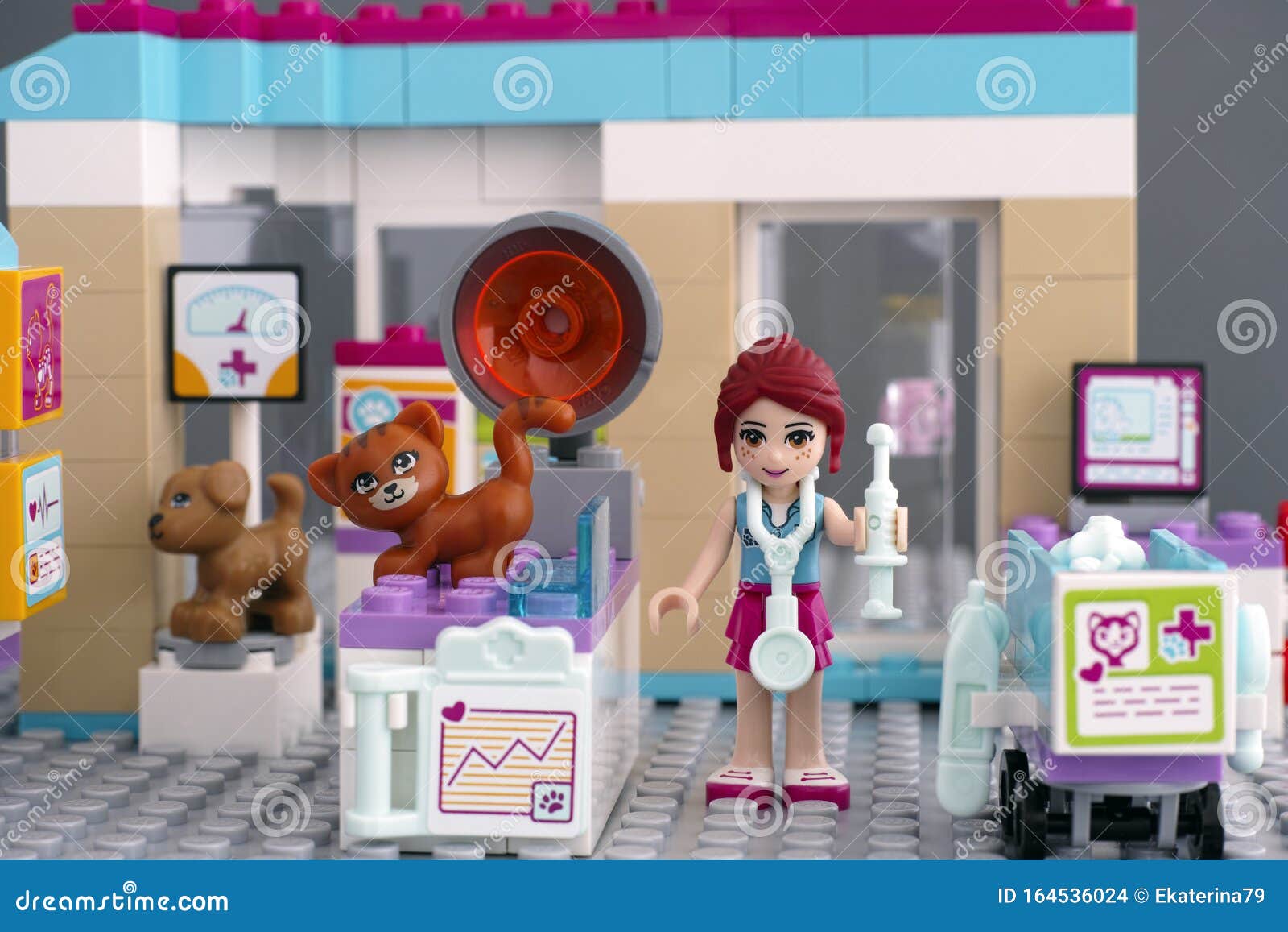 lego friends doctor's office