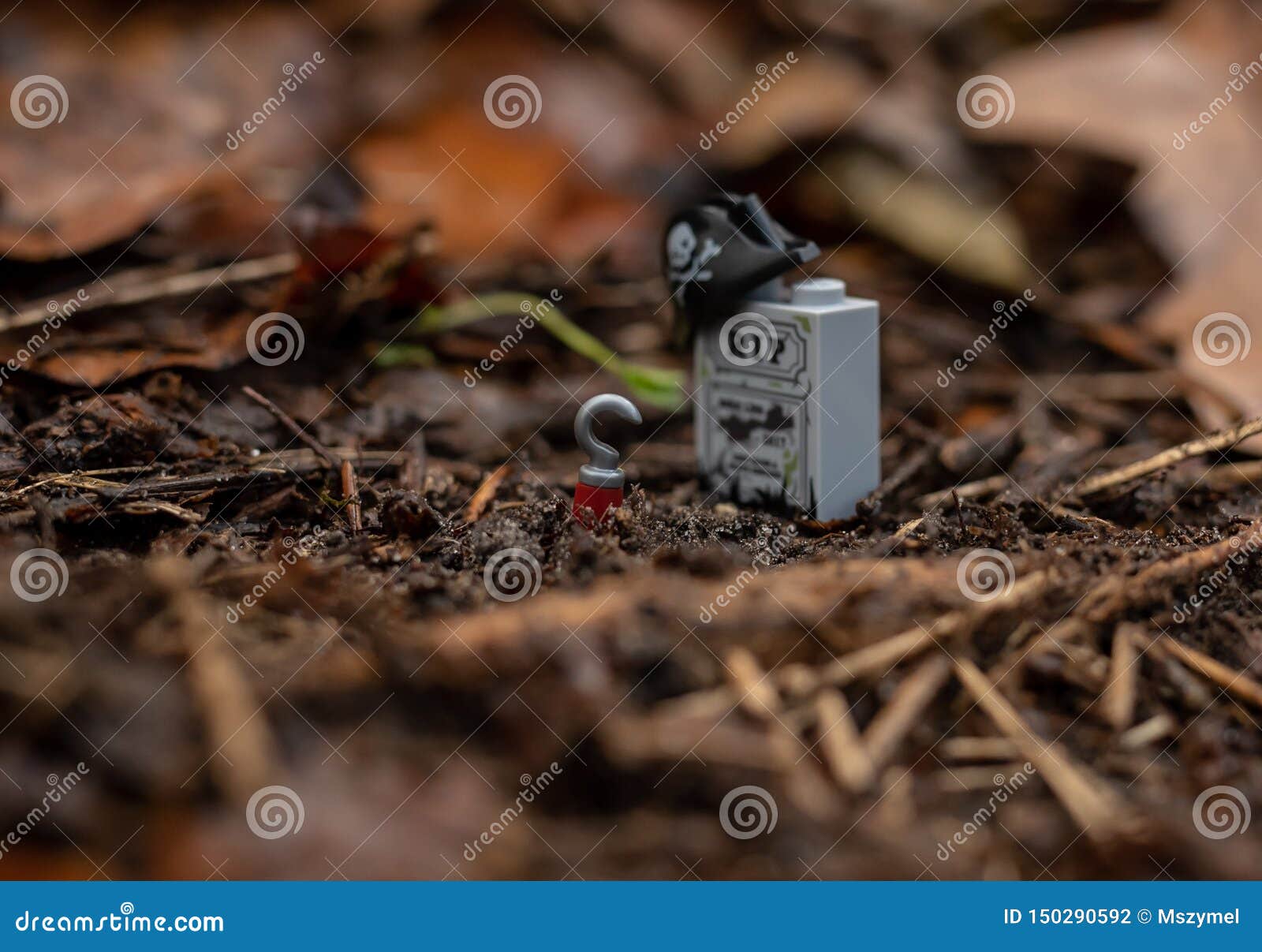 Lego Minifigure Waking Up from the Grave Stock Photo - Image of spoky,  captain: 150290592