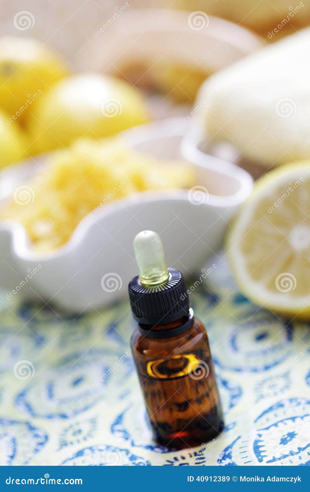 Lemon bath salt stock image. Image of fruit, skincare 40912389
