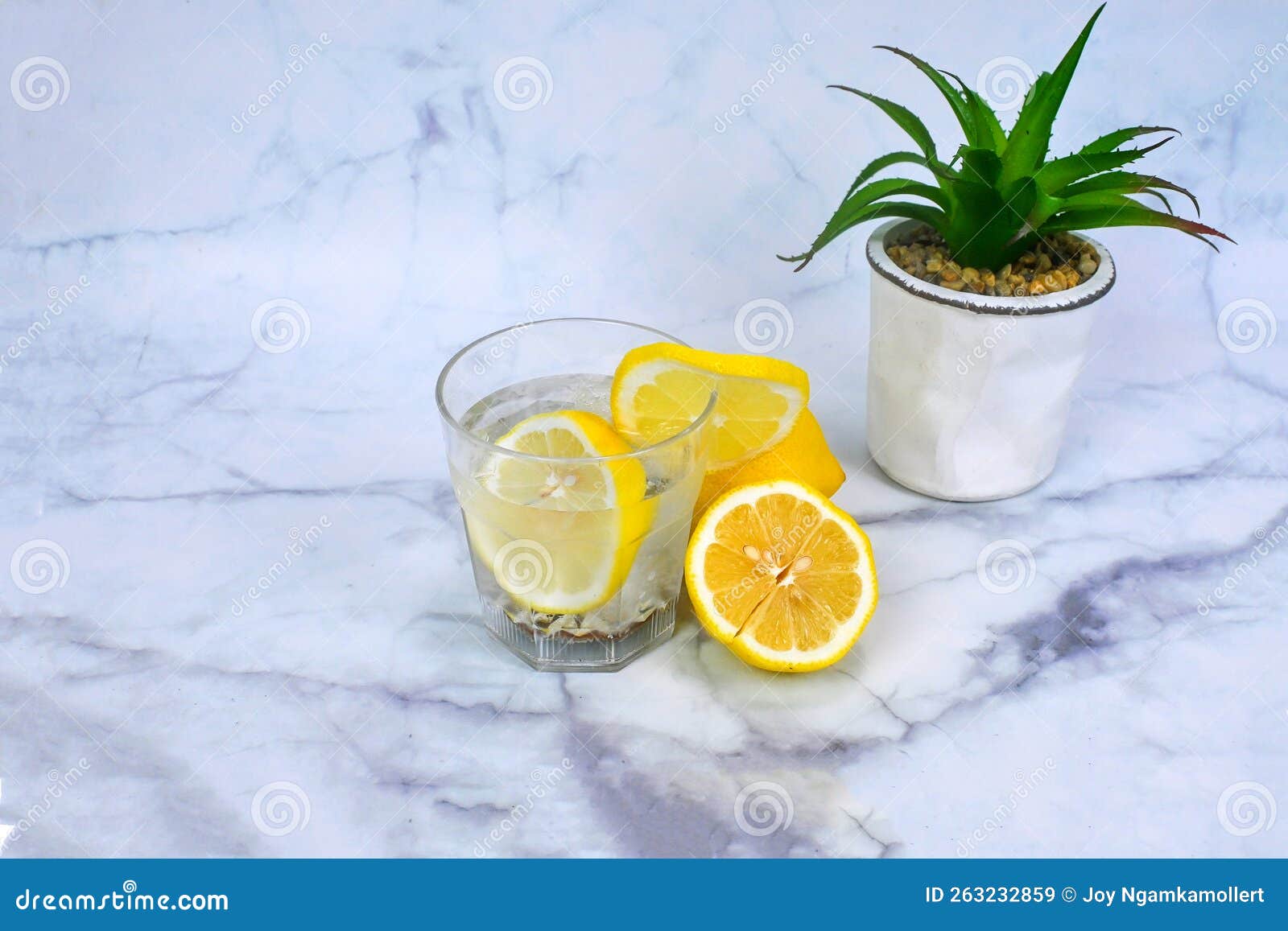 Lemon Infused Water for daily Routine, Infused Drinks Benefit and Stay