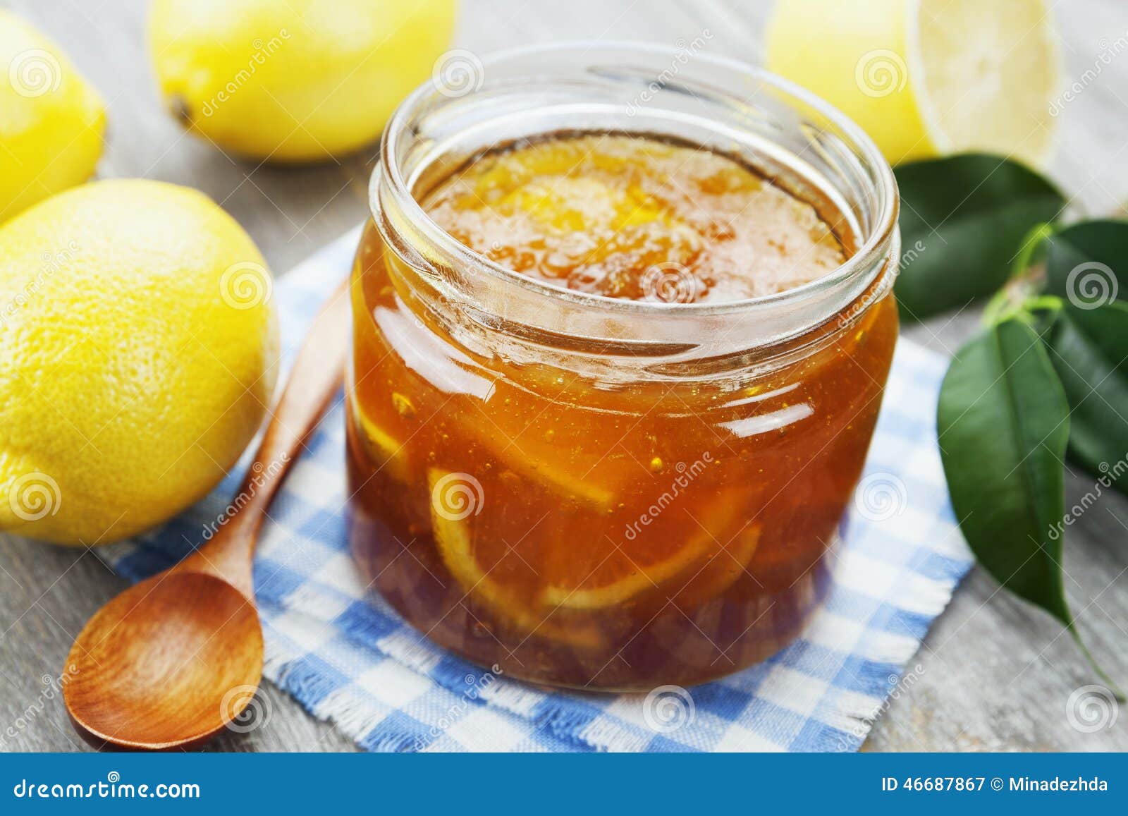 Лимонные дольки банка
