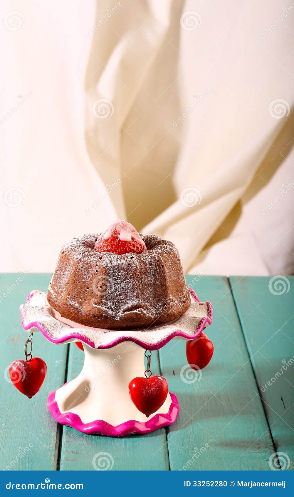 Lemon Vanilla Mini Pound (Bundt) Cake with Strawberry and Icing Stock ...