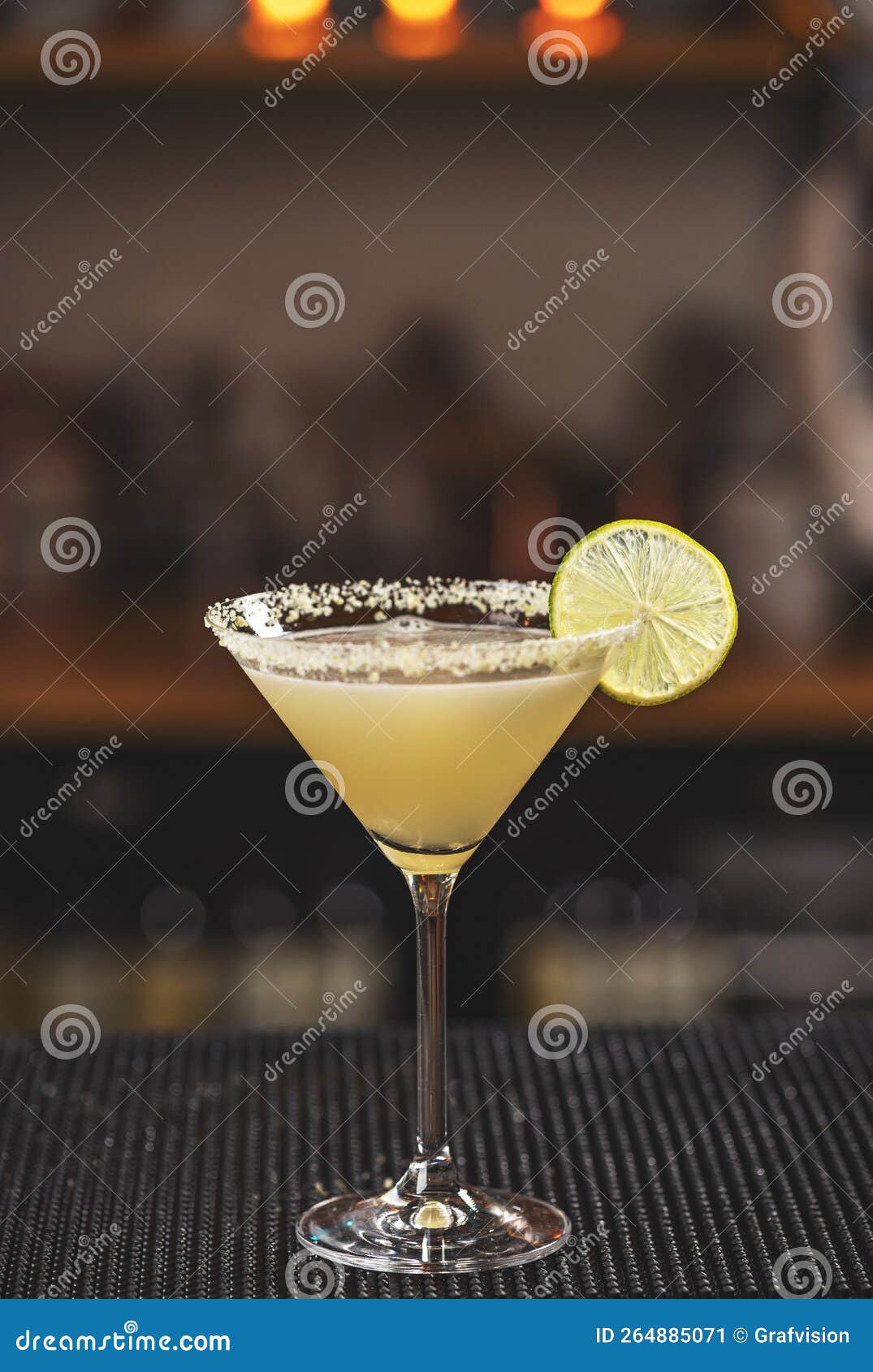 Lemonade martini cocktail stock image. Image of cocktail 264885071