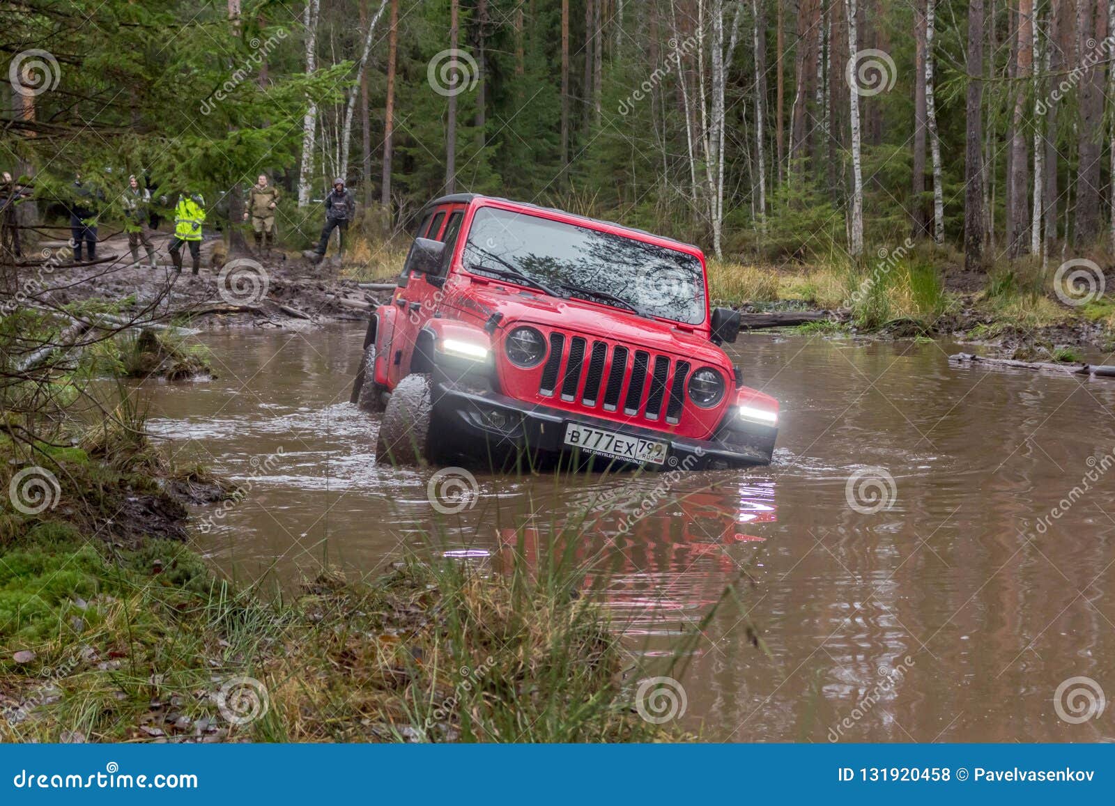 New Off-road Jeep Wrangler Rubicon Jl in the Leningrad Region Editorial Stock Photo - Image of hiking, engine: 131920458 New Off-road Jeep Wrangler Rubicon Jl in the Leningrad Region Editorial Stock Photo - Image of hiking, engine: 131920458