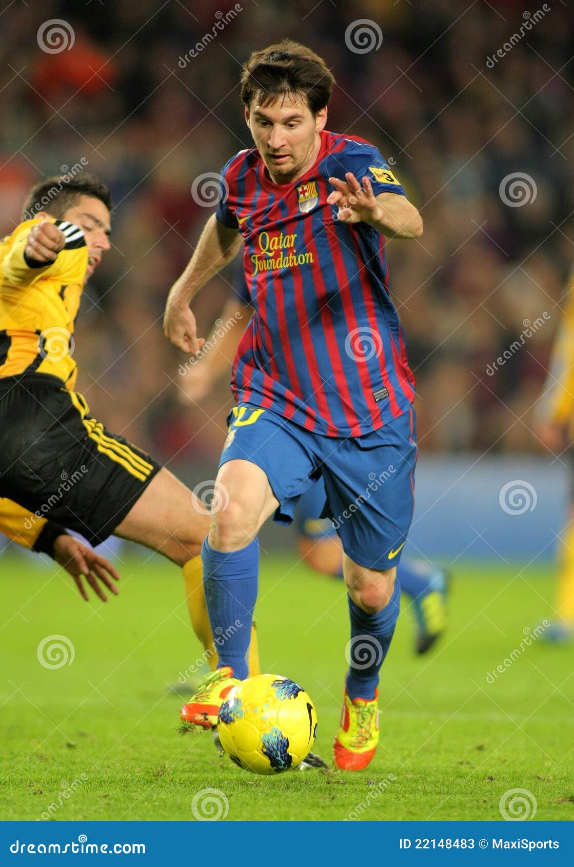 Leo Messi di FC Barcellona durante la corrispondenza di lega spagnola contro Zaragoza reale allo stadio dell'accampamento di Nou il 19 novembre 2011 a Barcellona, Spagna