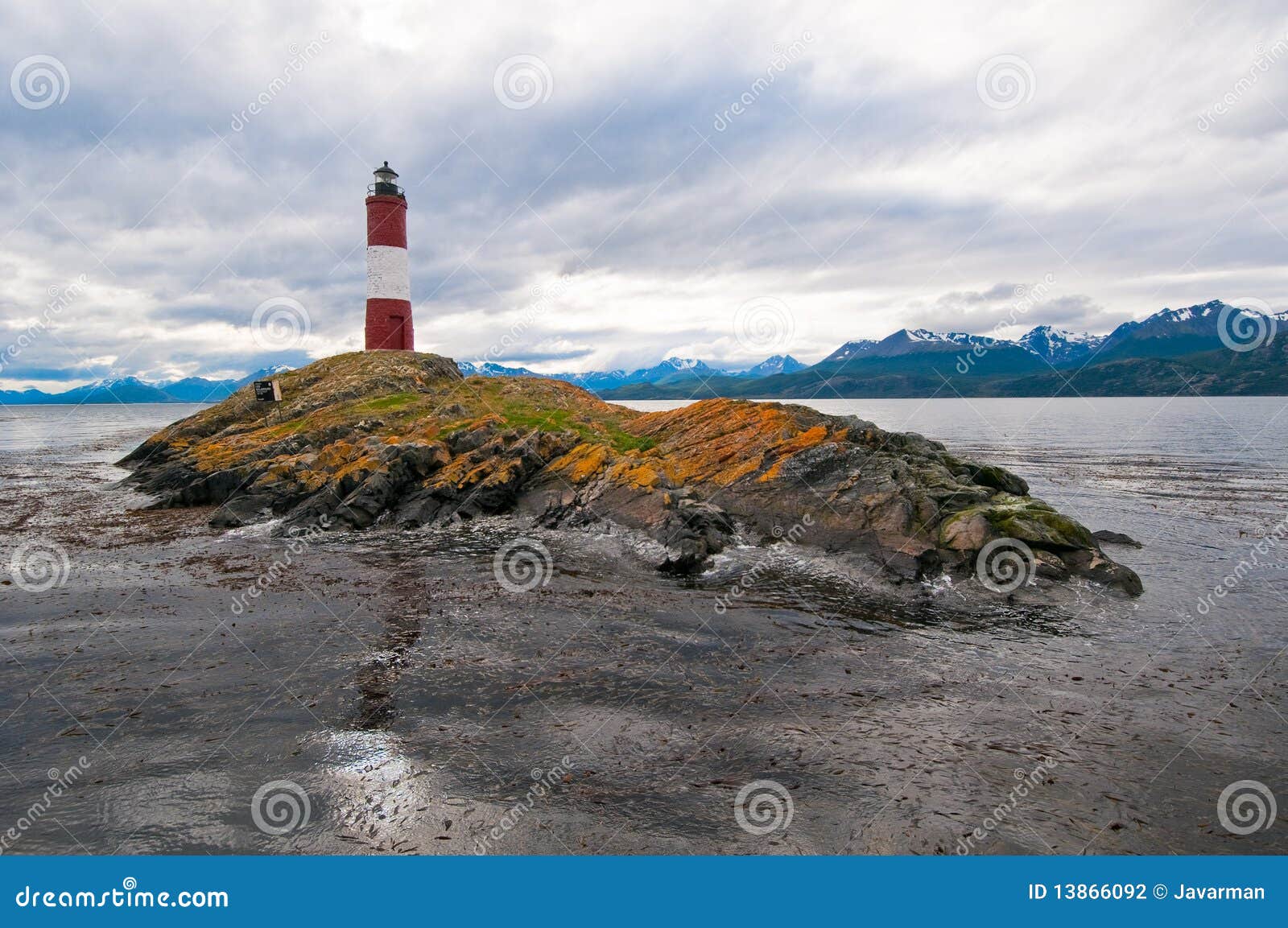 les eclaireurs lighthouse, beagle channel, ushuaia