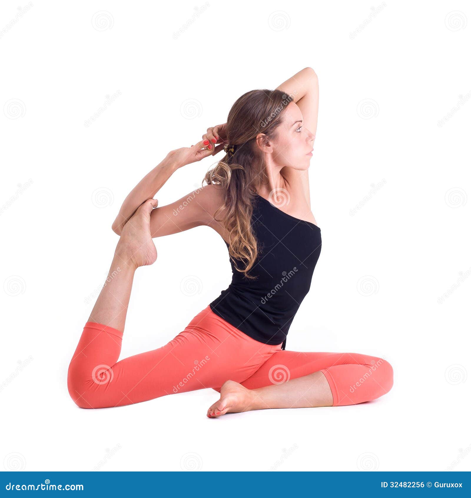Les Exercices De Pratique De Yoga Pigeon Royal Posent Eka Pada Rajakapotasana Photo Stock Image Du Calme Equilibre