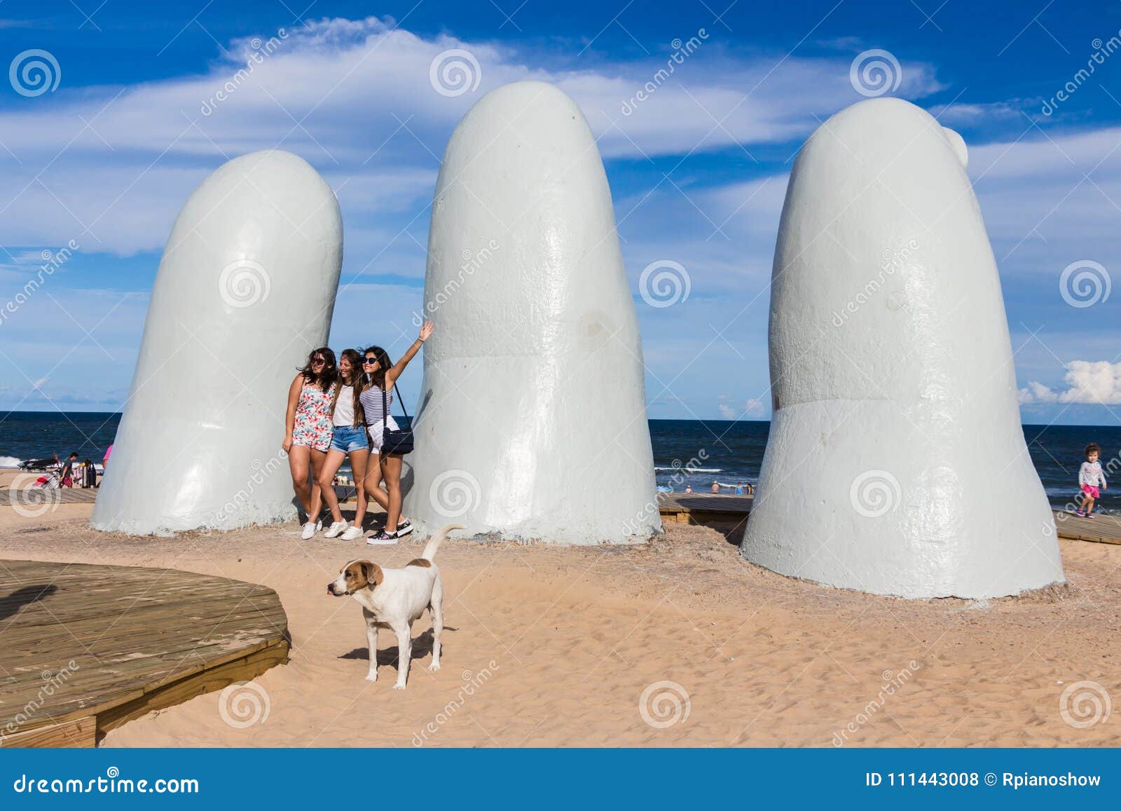 la mano punta del este