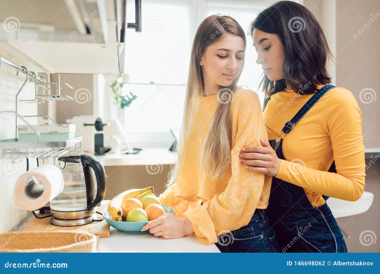 Lesbian Passion Pics