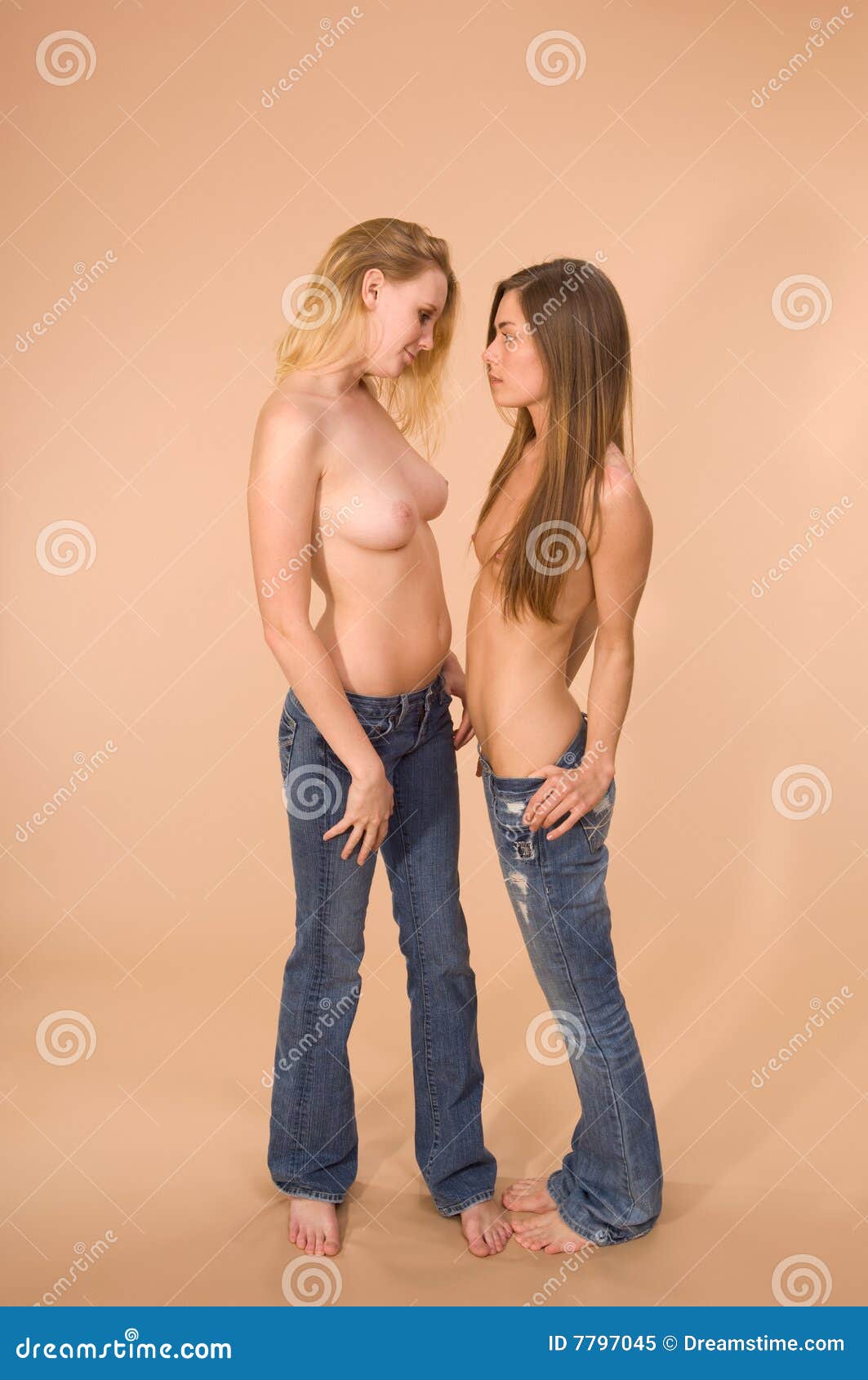 Lesbian Nude Photos