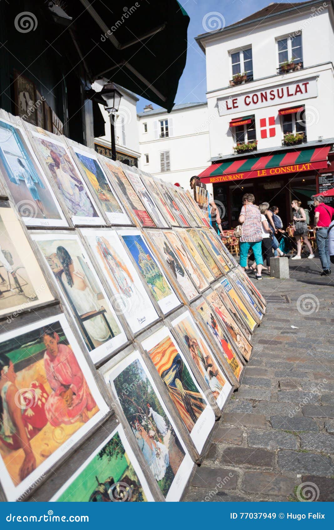 Let's eat in Paris! editorial stock image. Image of interior - 77037949