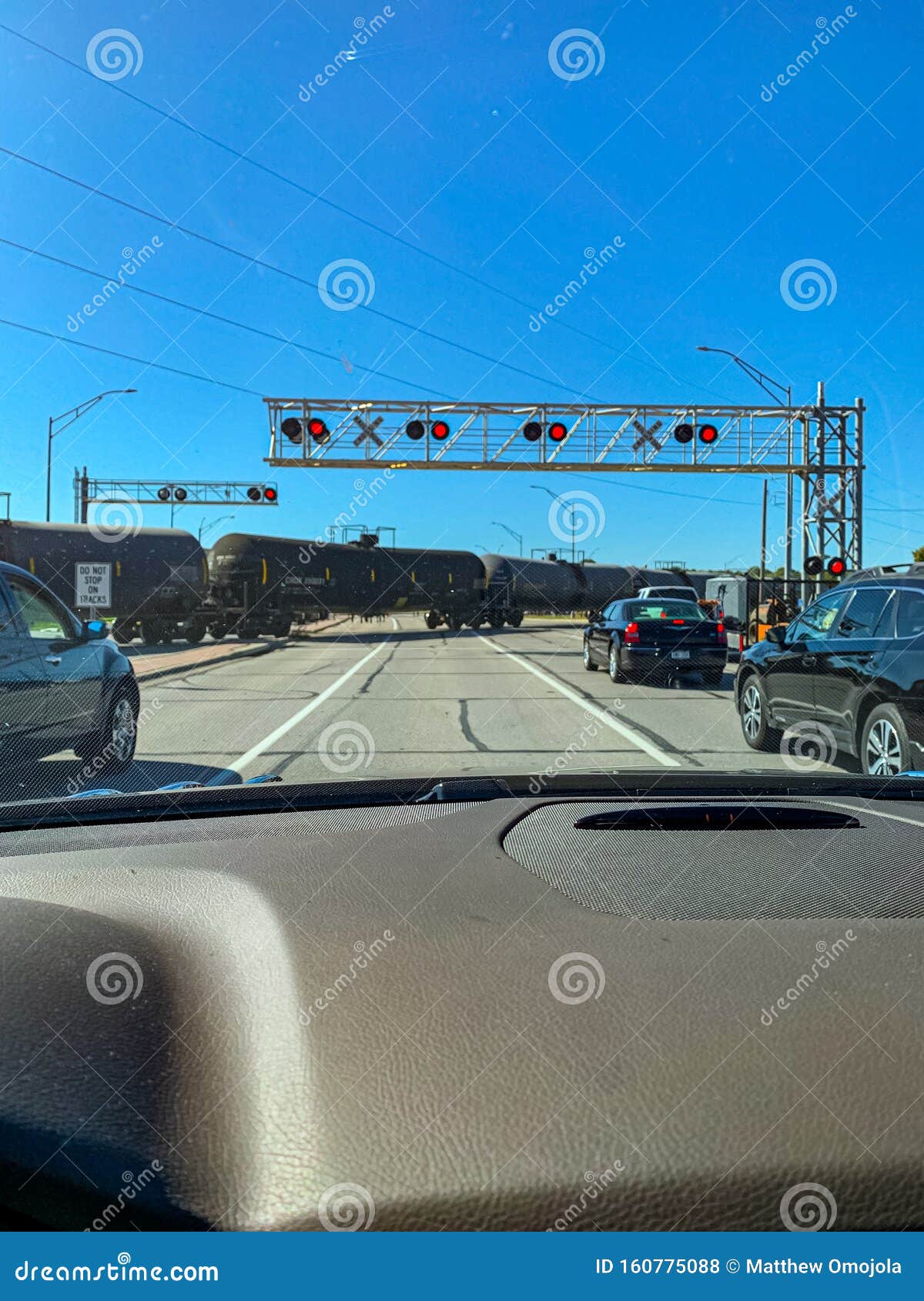 A Level Crossing Railway Or Railroad Crossing Grade Crossing Editorial Stock Photo Image Of Lights Pacific