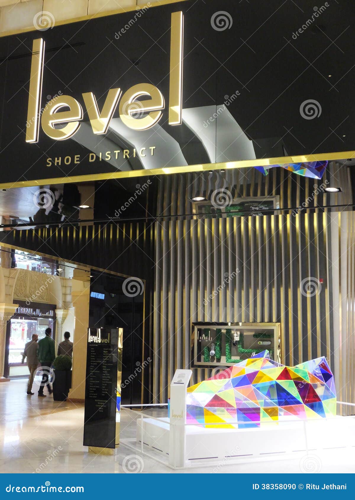 Louis Vuitton Dubai Mall Level Store in Dubai, United Arab