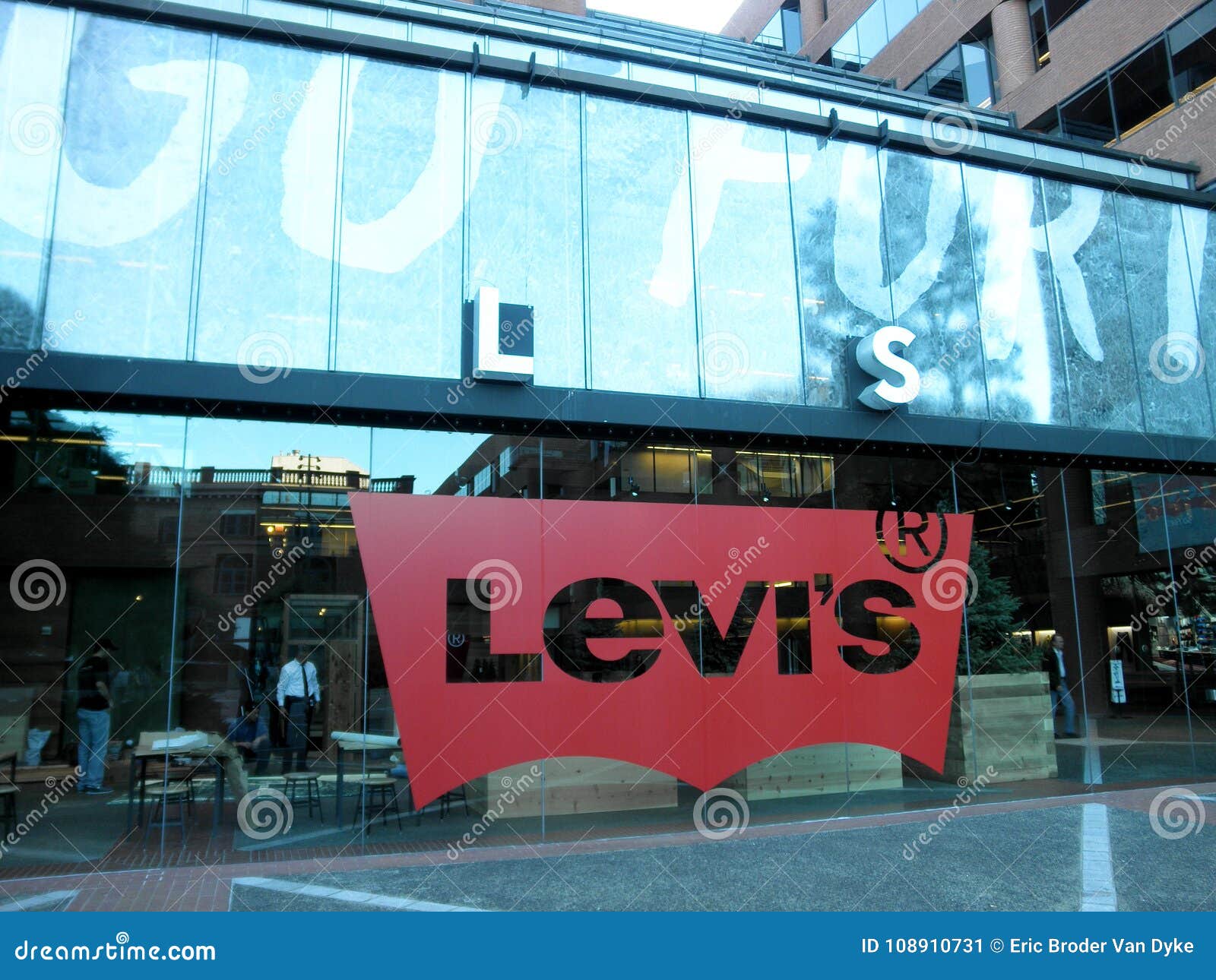 Levi Strauss Plaza editorial photo. Image of architecture - 108910731