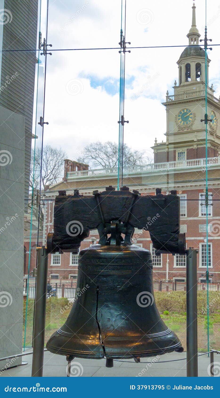 Liberty bell stock image. Image of monument, hall, liberty 37913795
