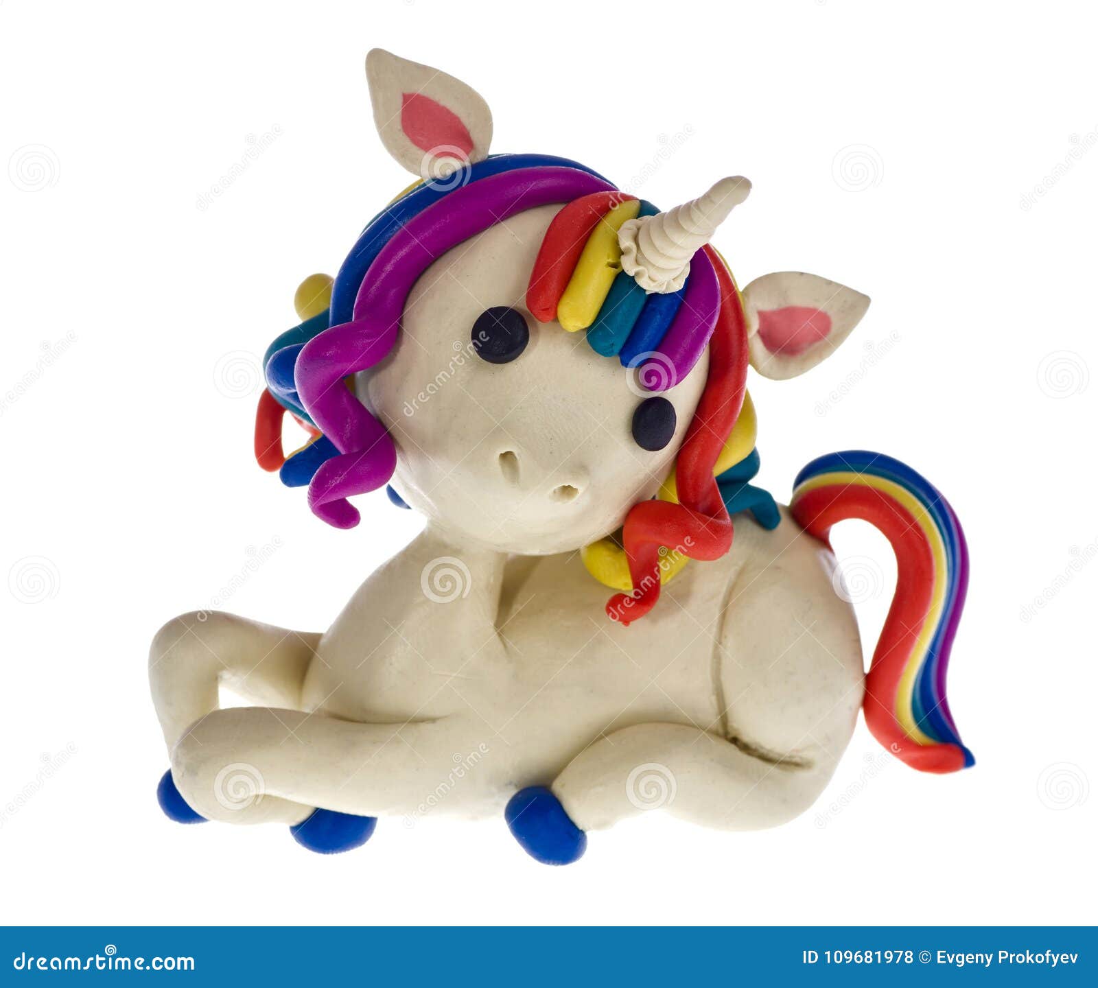 Licorne de pâte à modeler photo stock. Image du jouet - 109681978