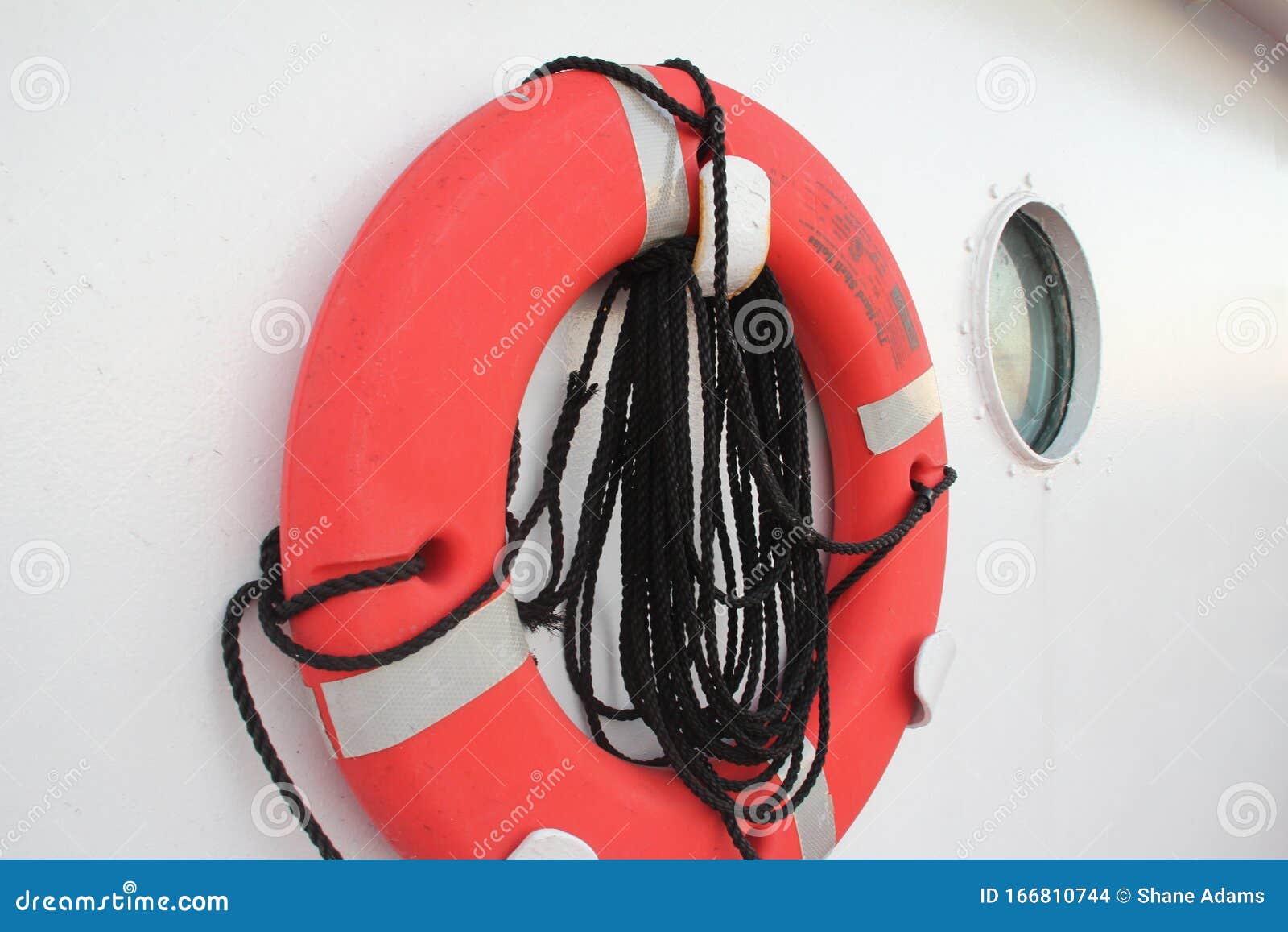 Life Ring on a Boat 库存照片. 图片 包括有 工具, 近海处, 船舶, 墨西哥, 小船 166810744