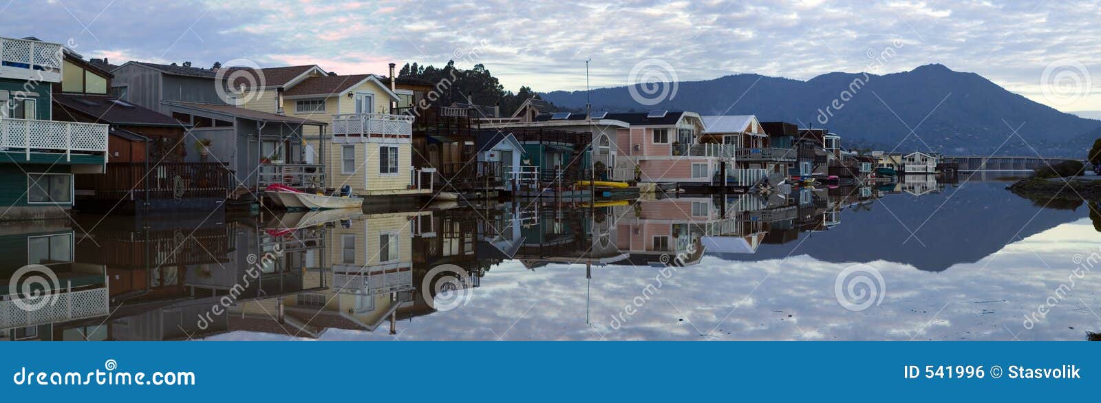 life on the water - sausalito 1