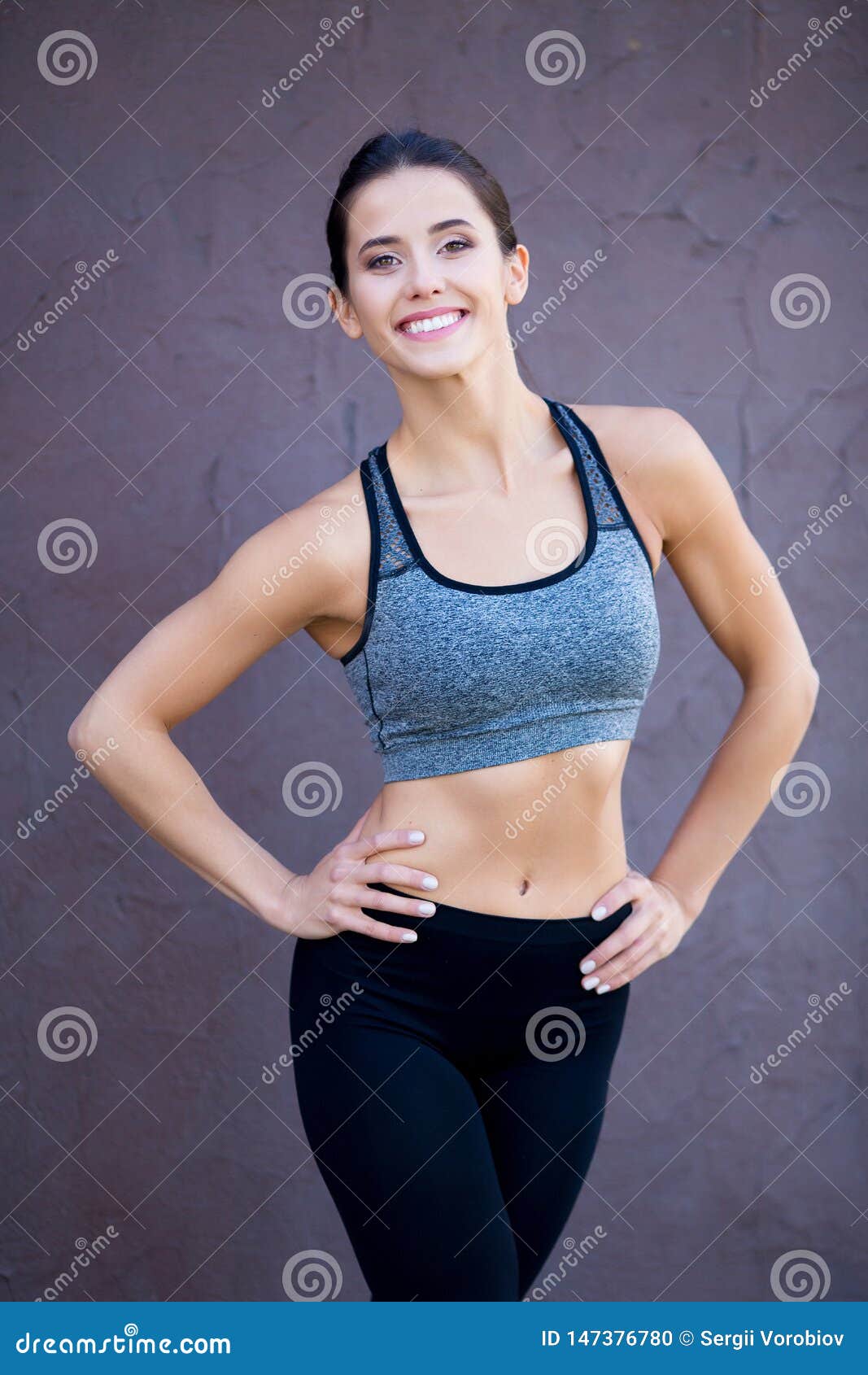 Lifestyle Portrait of Fitness Pretty Young Woman Wearing Grey Sports Bra  and Black Pants. Fresh Healthy Stylish Sport Stock Photo - Image of body,  beautiful: 147376780