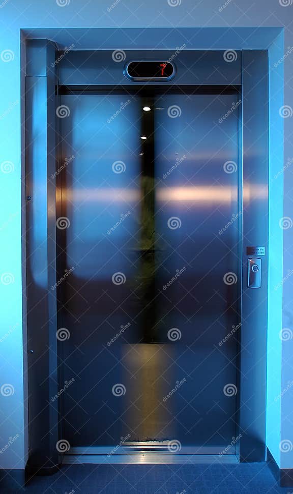 Lift door closing stock photo. Image of lift, elevator 1786666