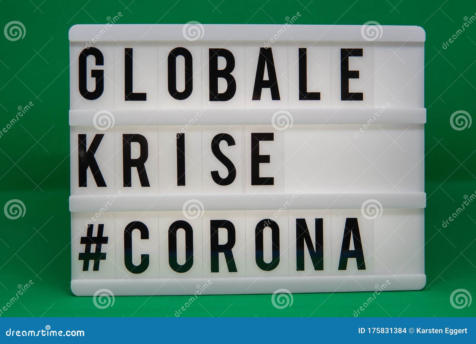 a light box with the inscription: globale  #corona with white background