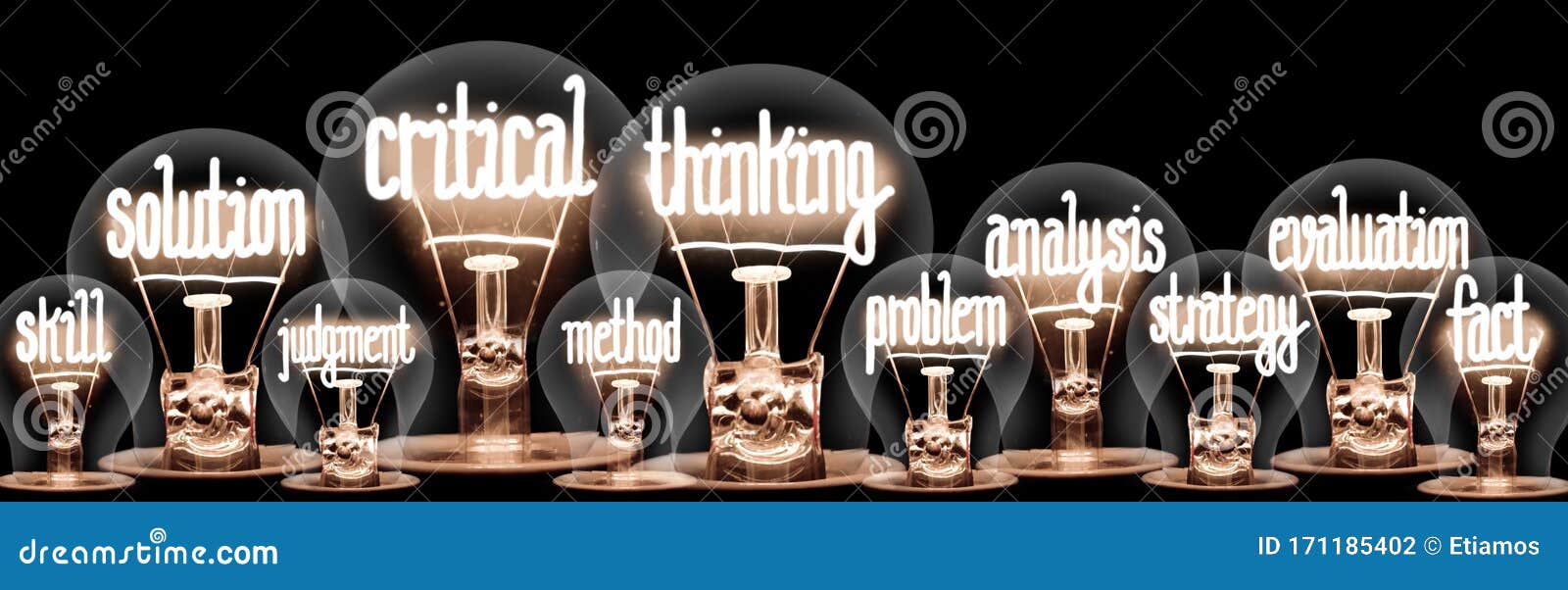 light bulbs with critical thinking concept