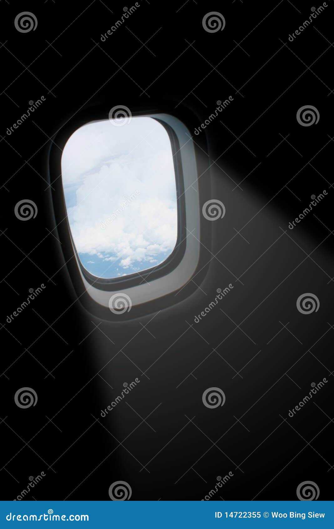 light ray from aeroplane window