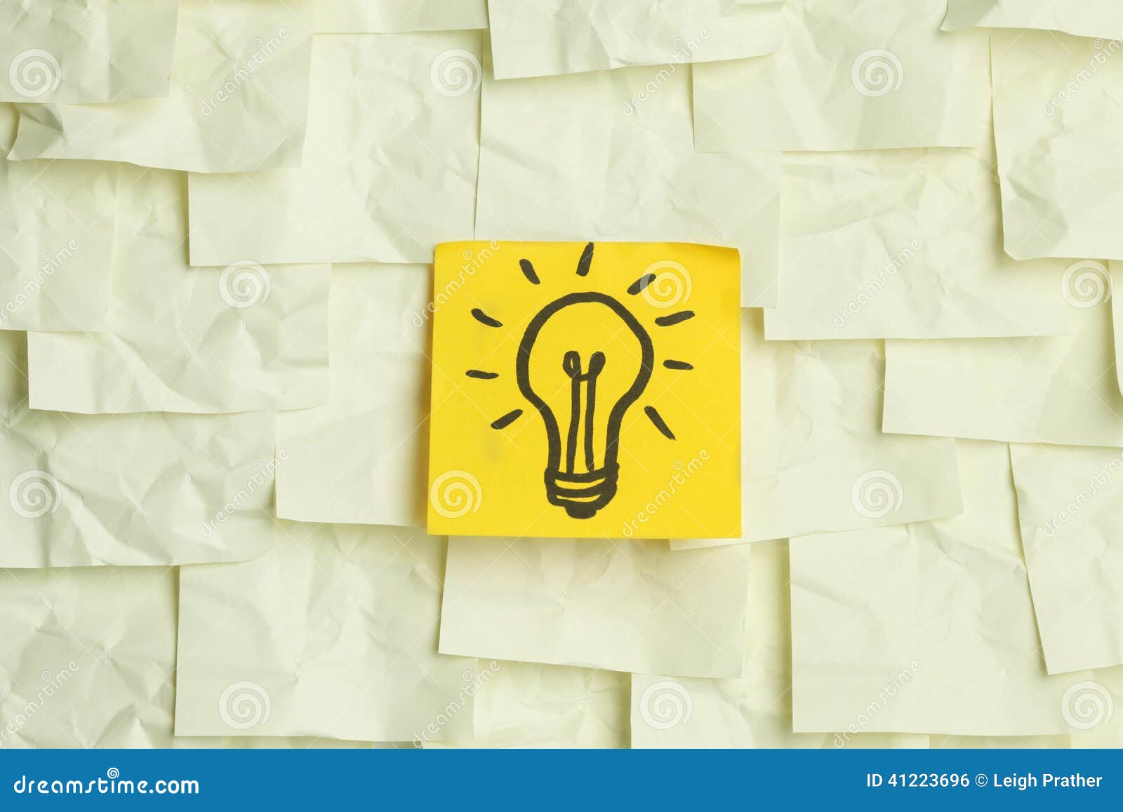 lightbulb on sticky notes