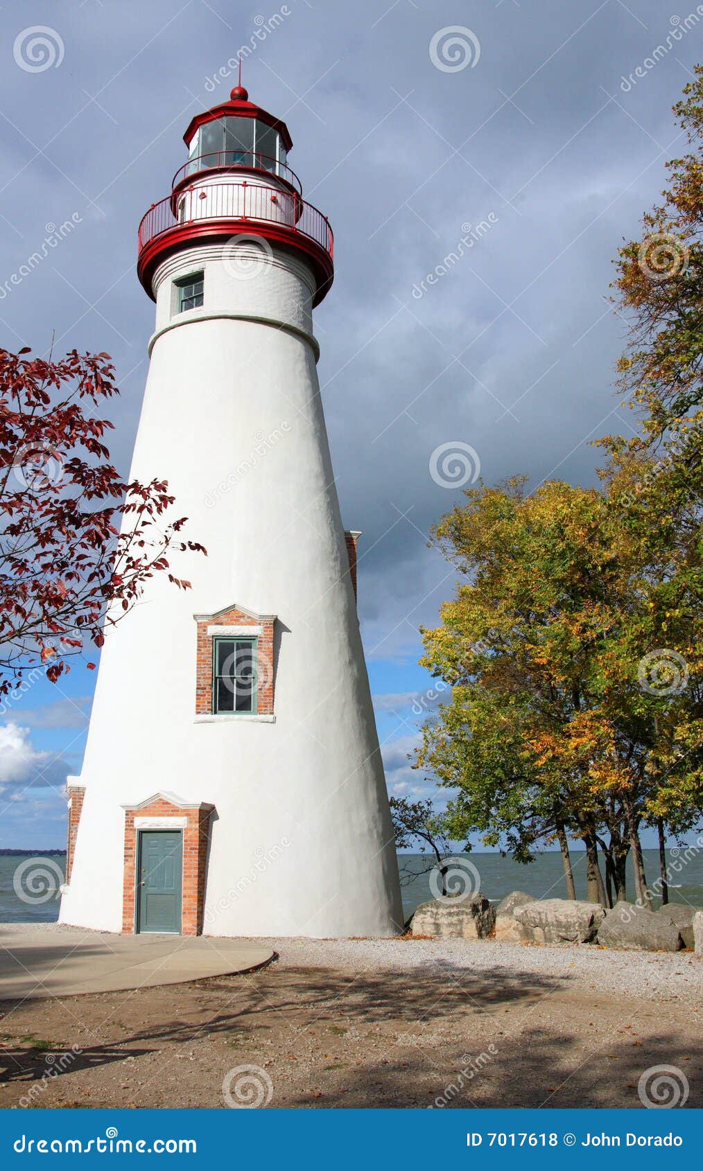 Lighthouse stock photo. Image of ocean, nautical, guide 7017618